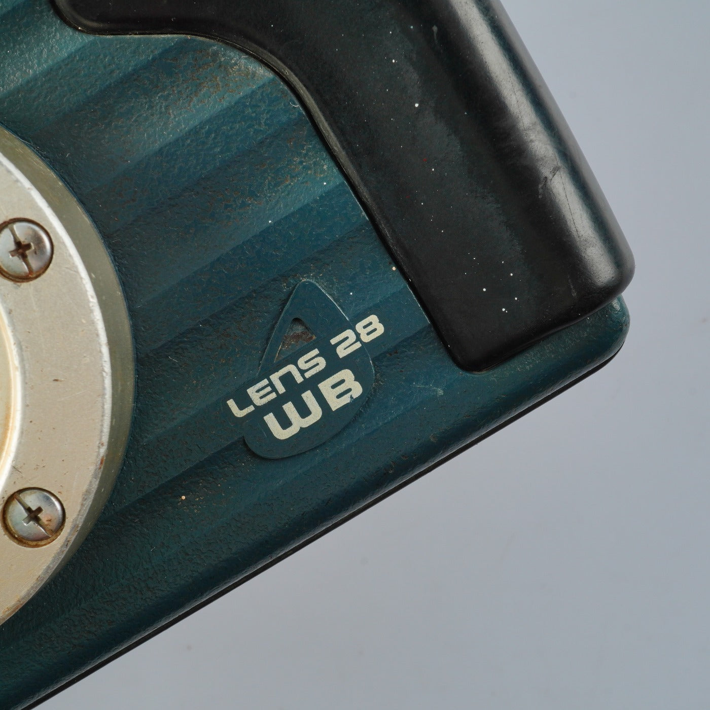 Konica 現場監督 ( GENBAKANTOKU ) 28 WB コンパクトフィルムカメラ