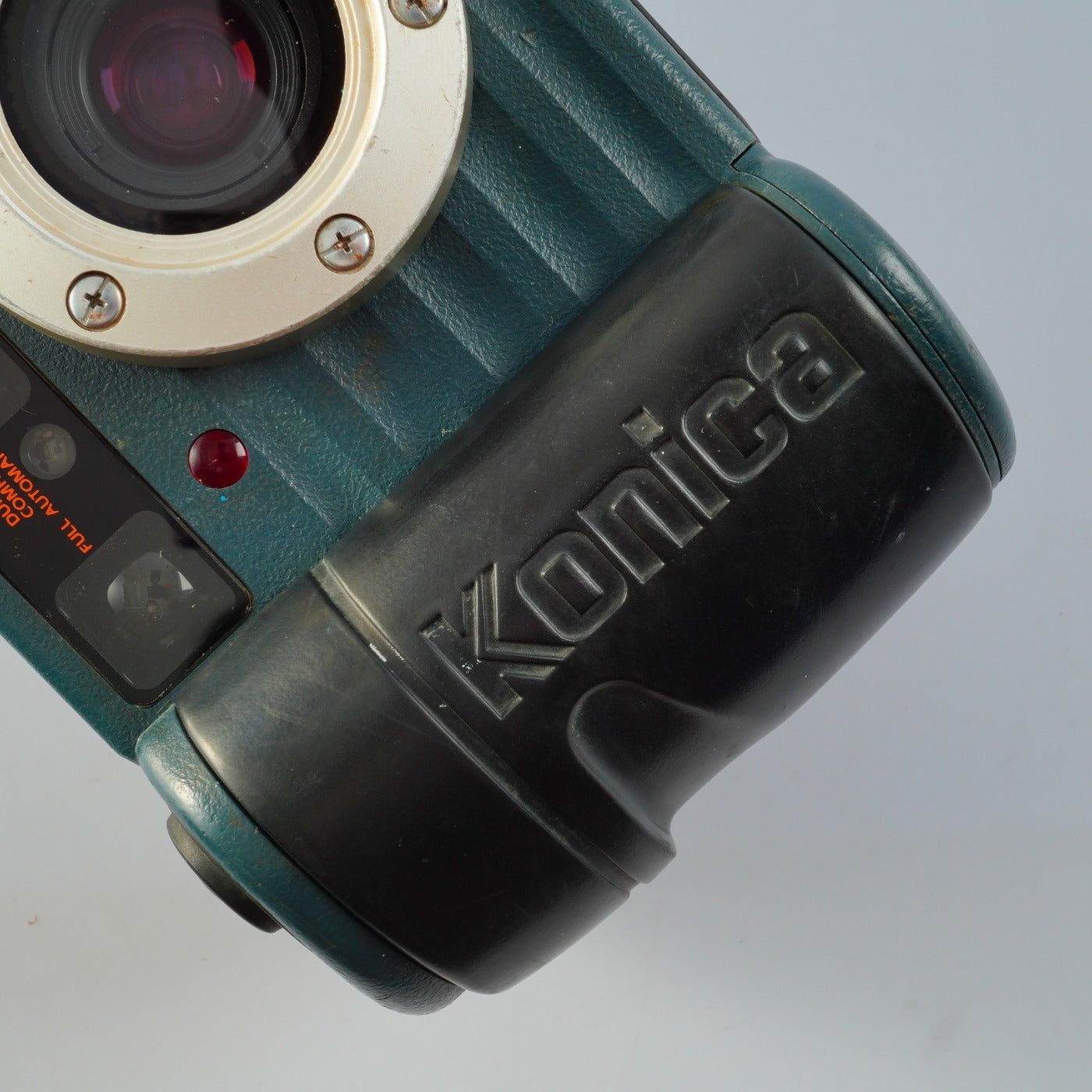 Konica 現場監督 ( GENBAKANTOKU ) 28 WB コンパクトフィルムカメラ