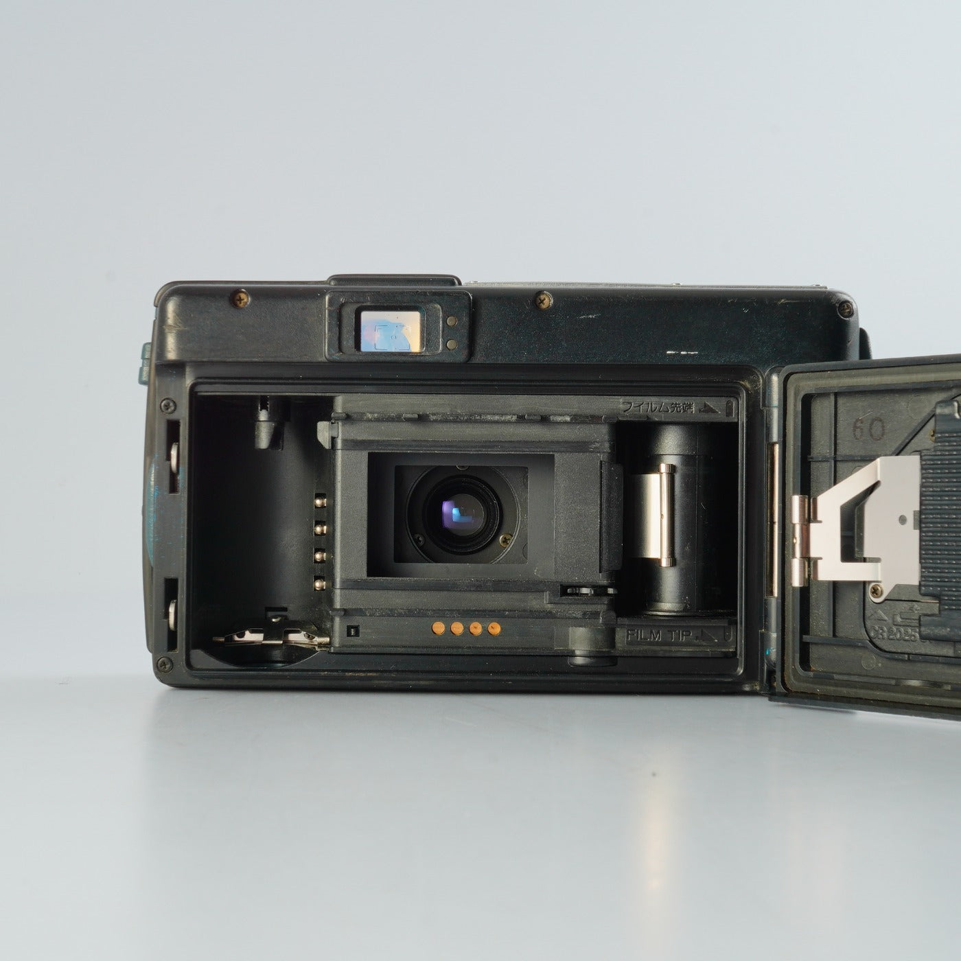 Konica 現場監督 ( GENBAKANTOKU ) 28 WB コンパクトフィルムカメラ