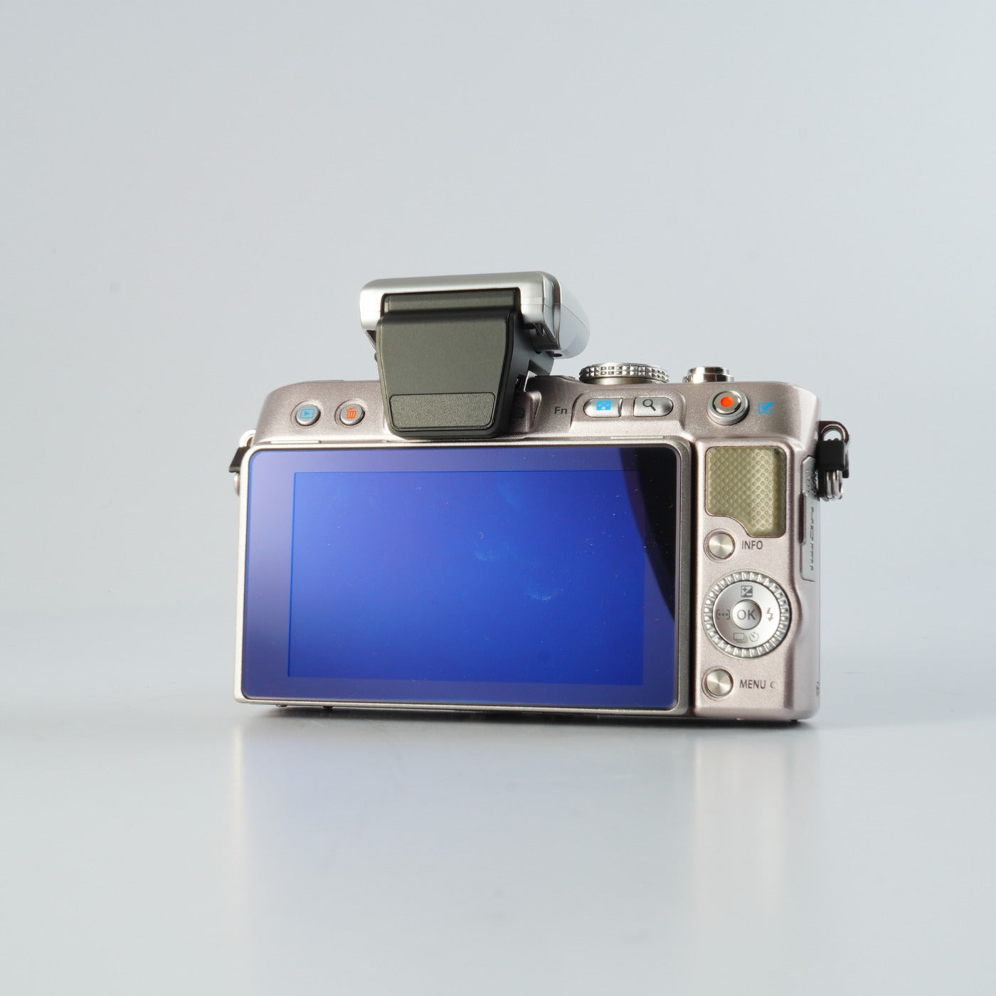 OLYMPUS PEN Lite E-PL3 + M.Zuiko Digital 14-42mm F3.5-5.6 Ⅱ R ミラーレスカメラ