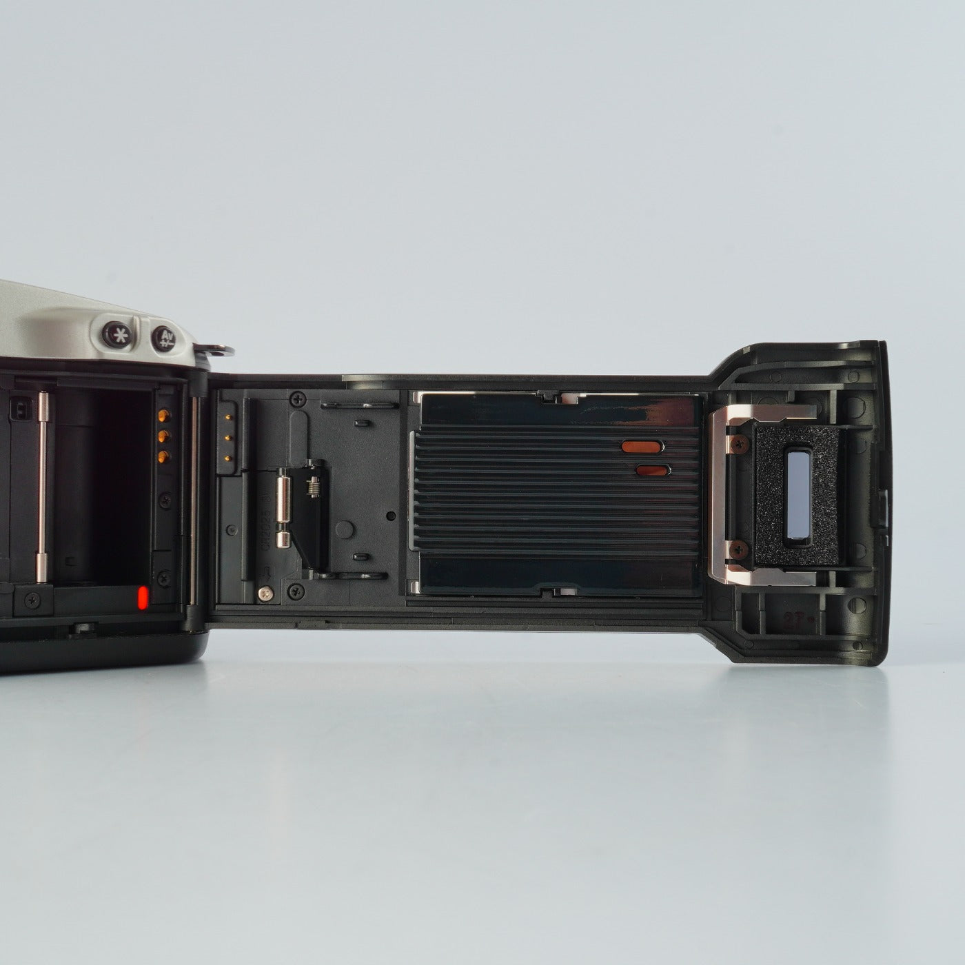 Canon New EOS kiss (REBEL G) + EF 28-80mm F/3.5-5.6 Ⅴ USM AF フィルム一眼レフカメラ