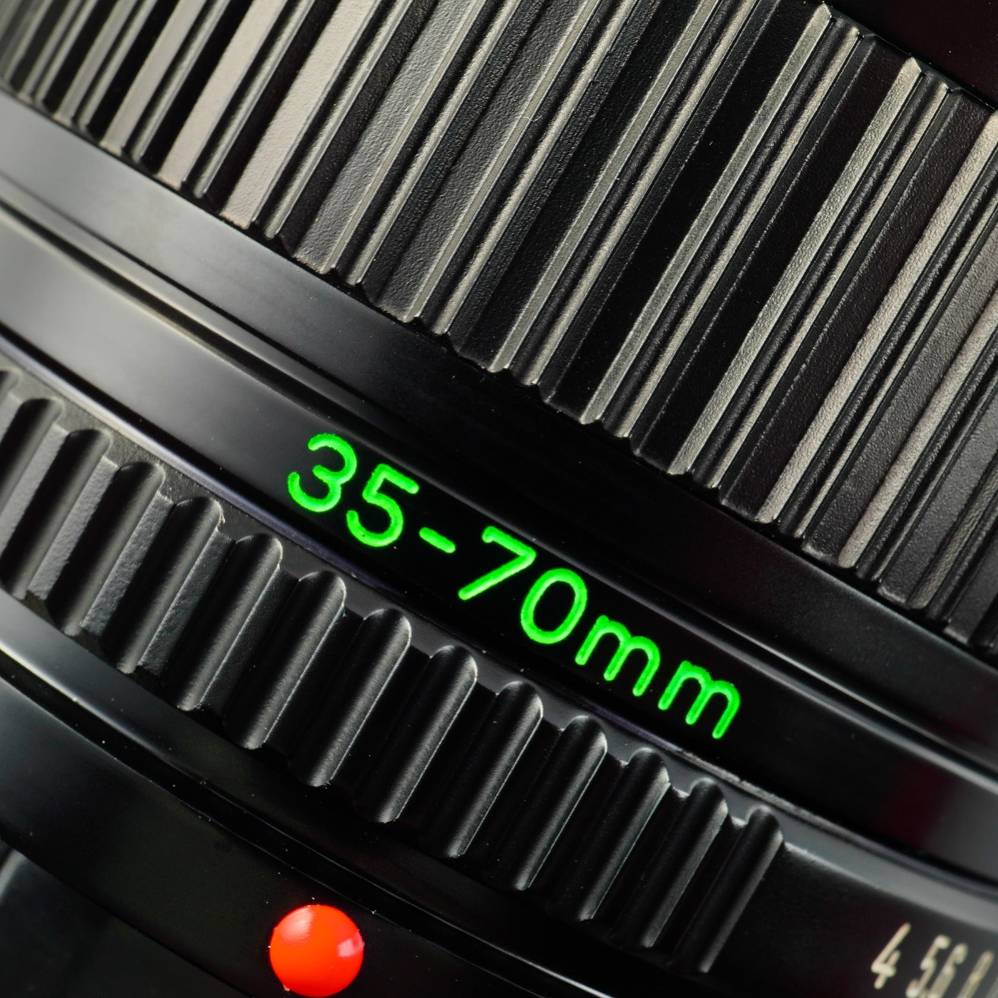 Canon FD 35-70mm F/4 ズームレンズ