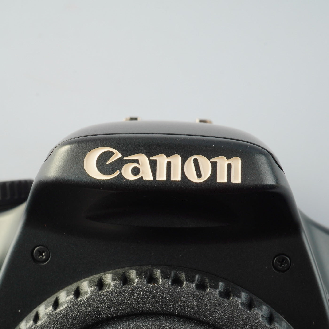 Canon EOS Kiss X2 ( Rebel XSi ) + EF-S 18-55mm F3.5-5.6 Ⅱ USM デジタル一眼レフカメラ