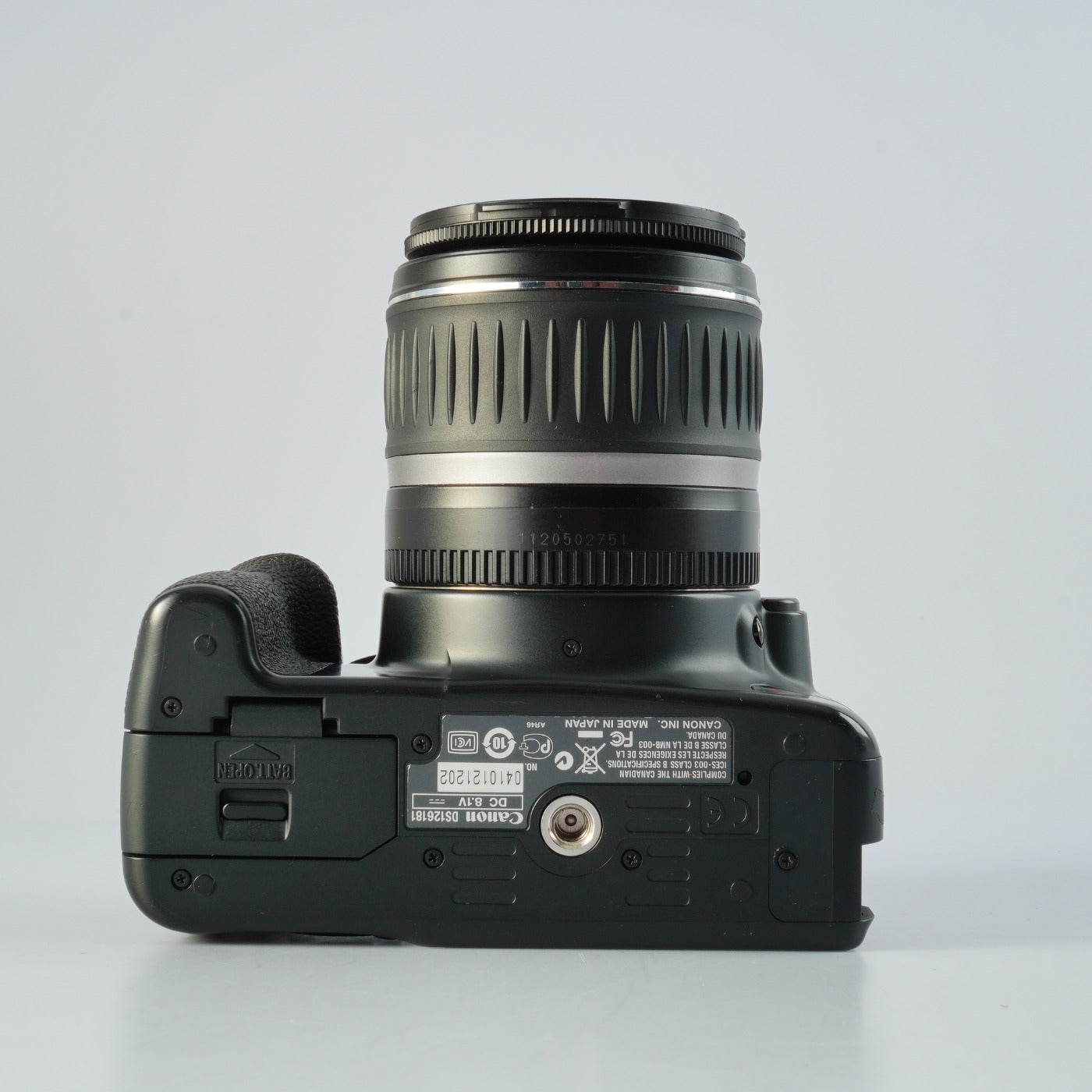 Canon EOS Kiss X2 ( Rebel XSi ) + EF-S 18-55mm F3.5-5.6 Ⅱ USM デジタル一眼レフカメラ