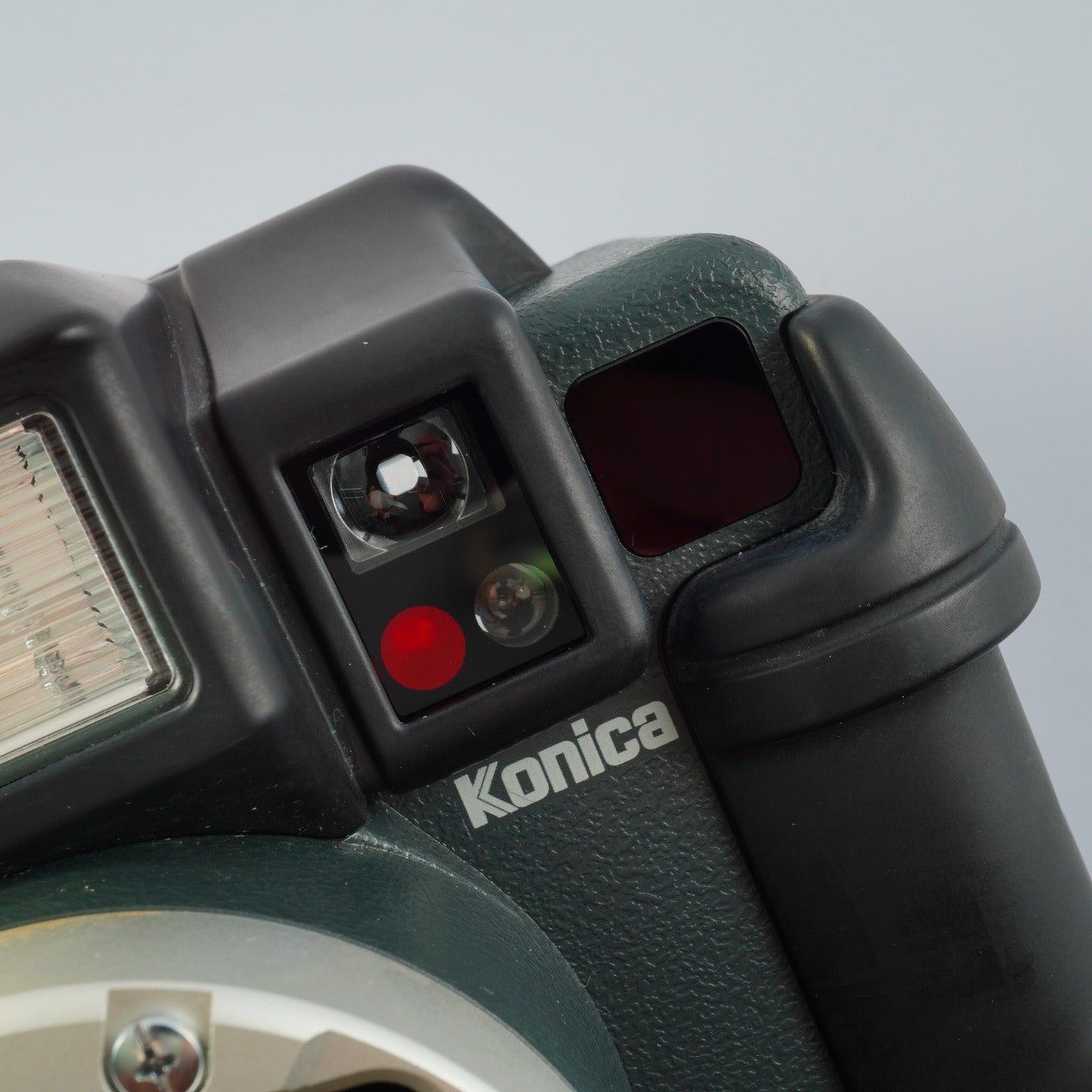 Konica 現場監督 ( GENBAKANTOKU ) Zoom 28-56mm コンパクトフィルムカメラ