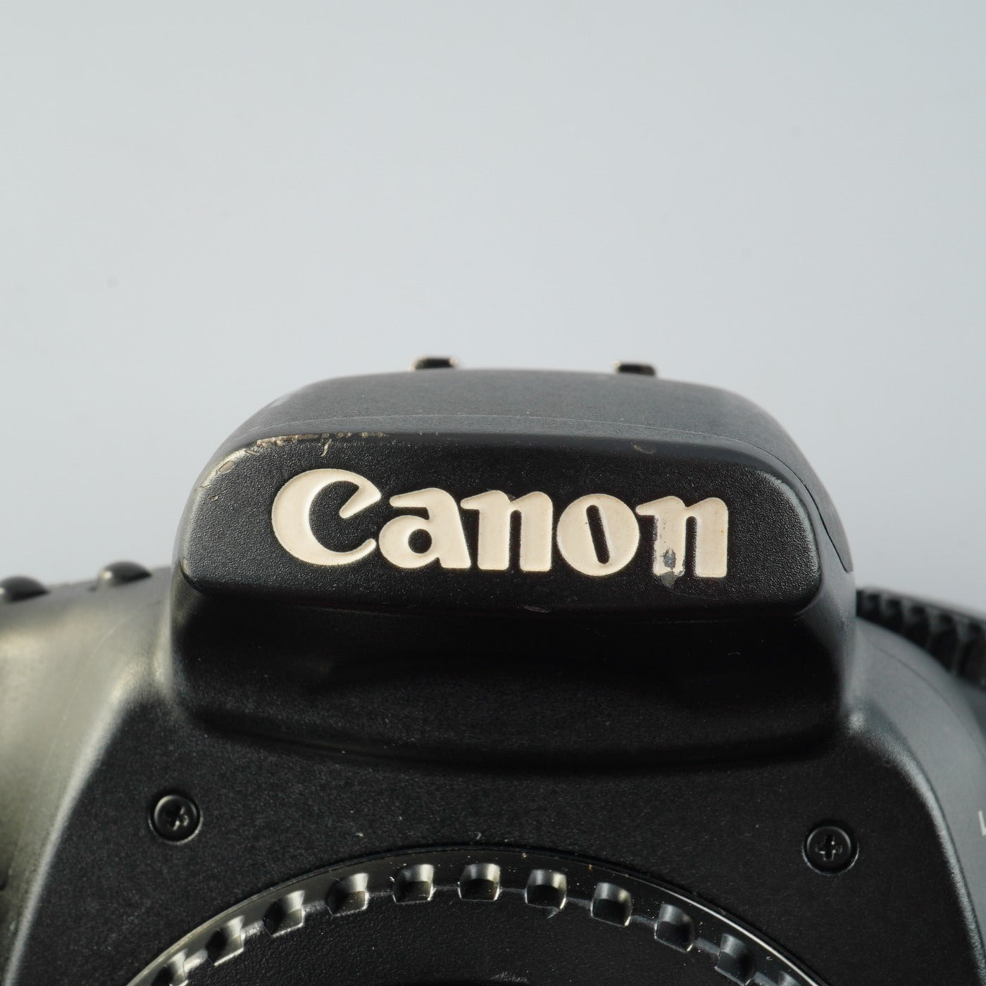 Canon EOS 20D + EF-S 18-55mm F/3.5-5.6Ⅱ USM + CF 2GB デジタル一眼レフカメラ