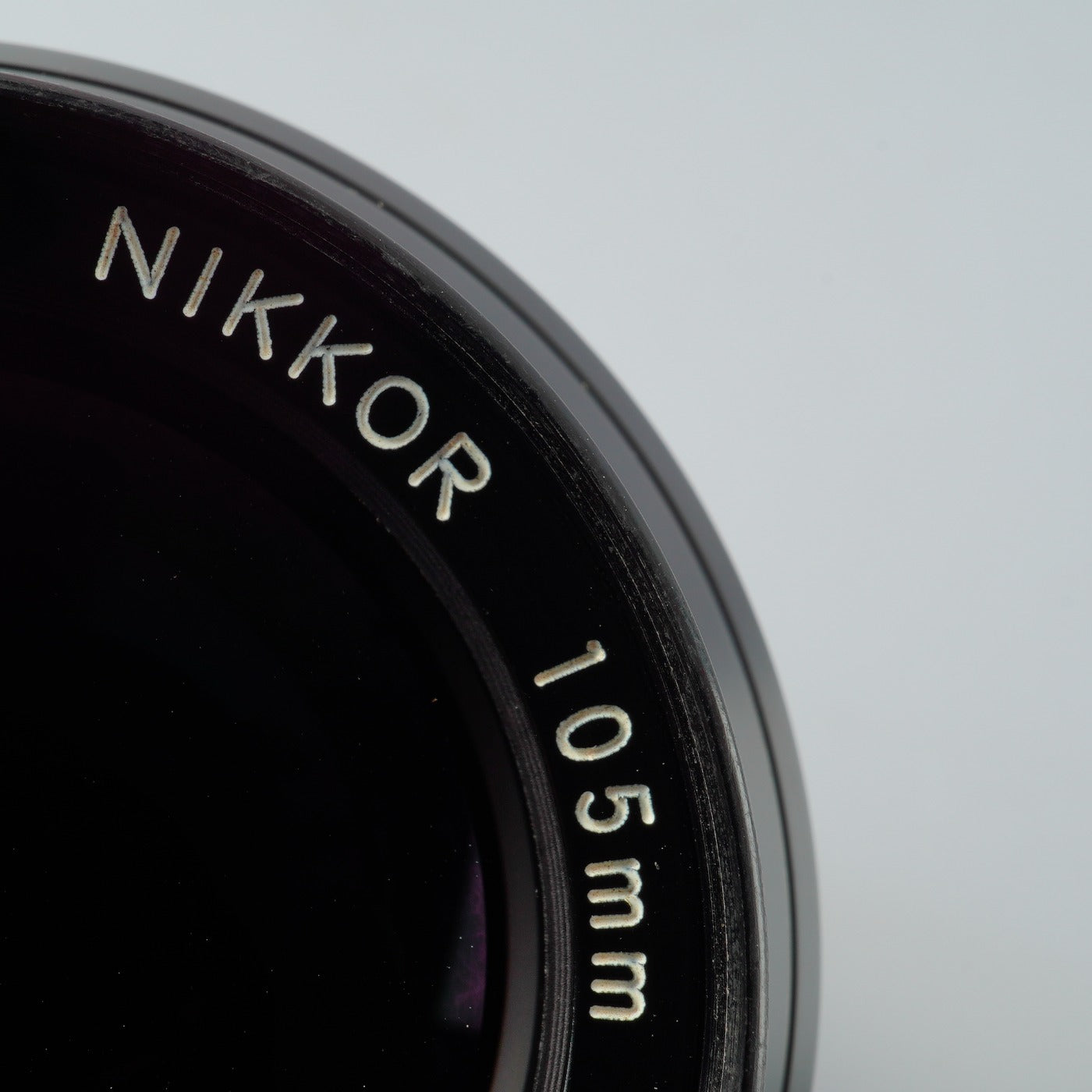 Nikon Ai NIKKOR 105mm F/2.5 単焦点レンズ