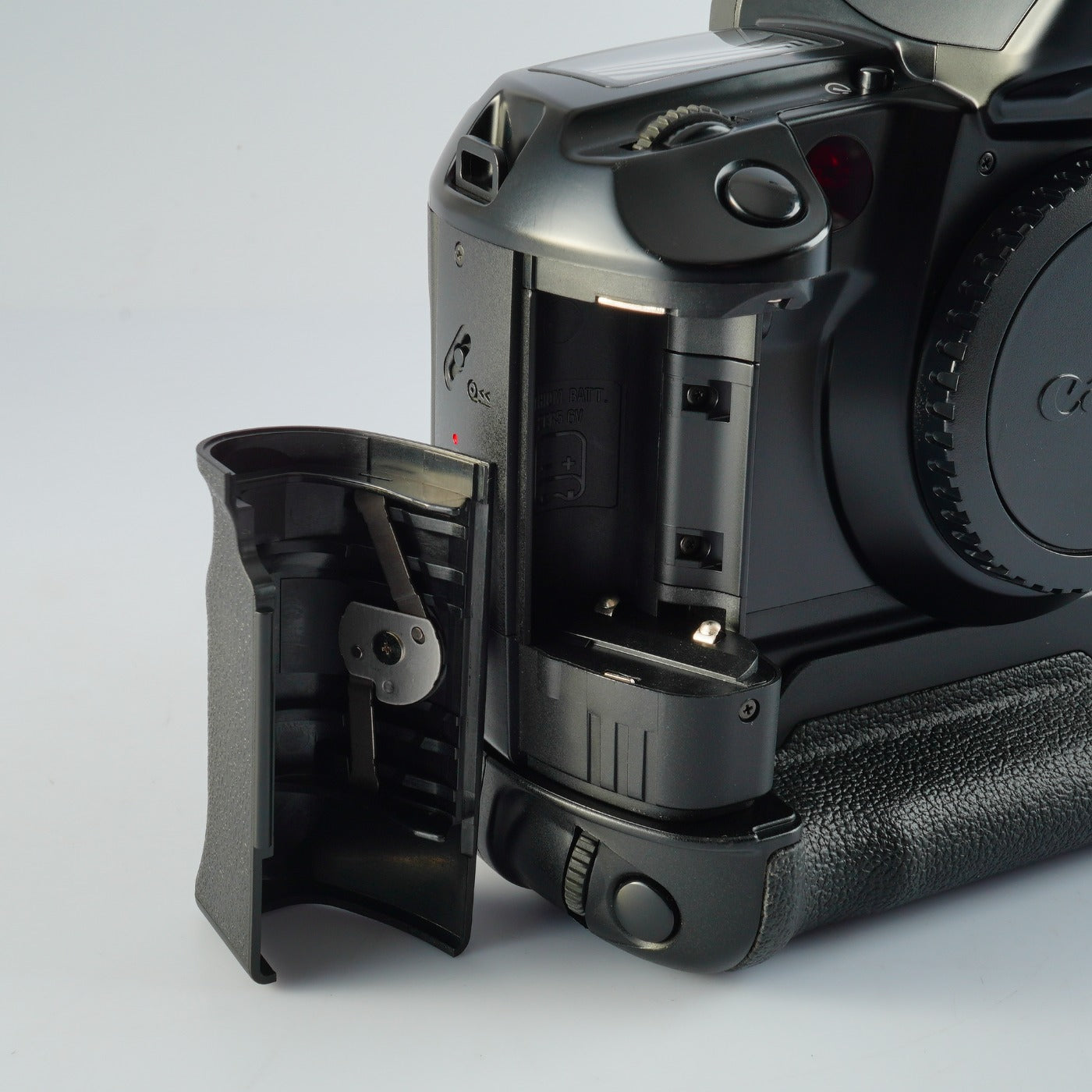 Canon EOS 5 QD + VG-10 + EF 35-135mm F/4-5.6 USM AF フィルム一眼レフカメラ