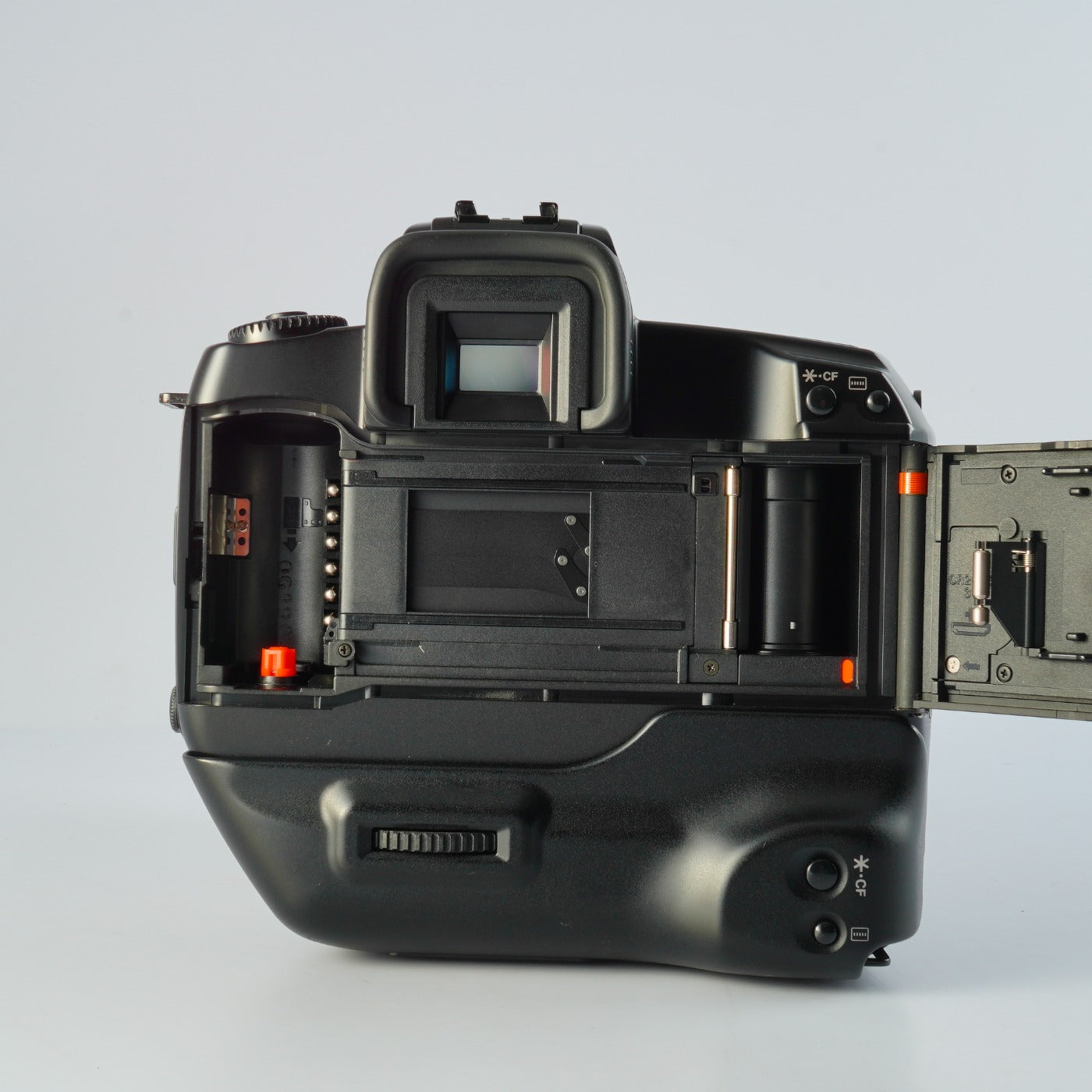 Canon EOS 5 QD + VG-10 + EF 35-135mm F/4-5.6 USM AF フィルム一眼レフカメラ