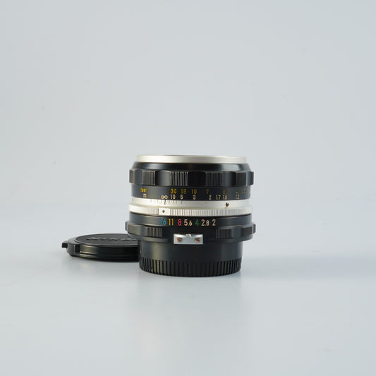 Nikon NIKKOR-H Auto 50mm F/2 非Ai 単焦点レンズ