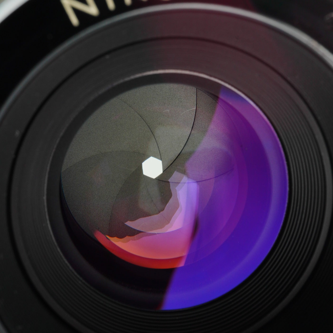 Nikon NIKKOR-H Auto 50mm F/2 非Ai 単焦点レンズ