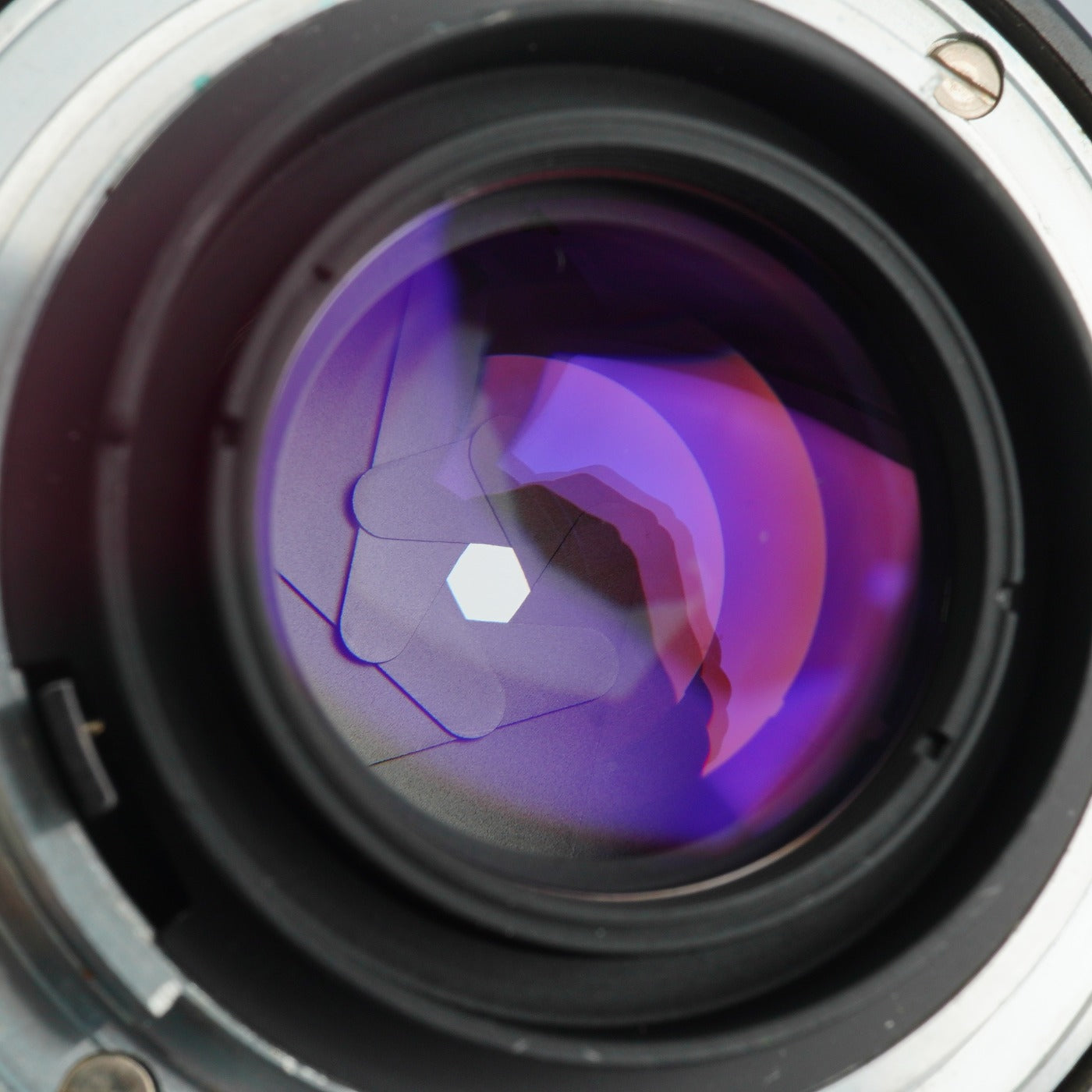 Nikon NIKKOR-H Auto 50mm F/2 非Ai 単焦点レンズ