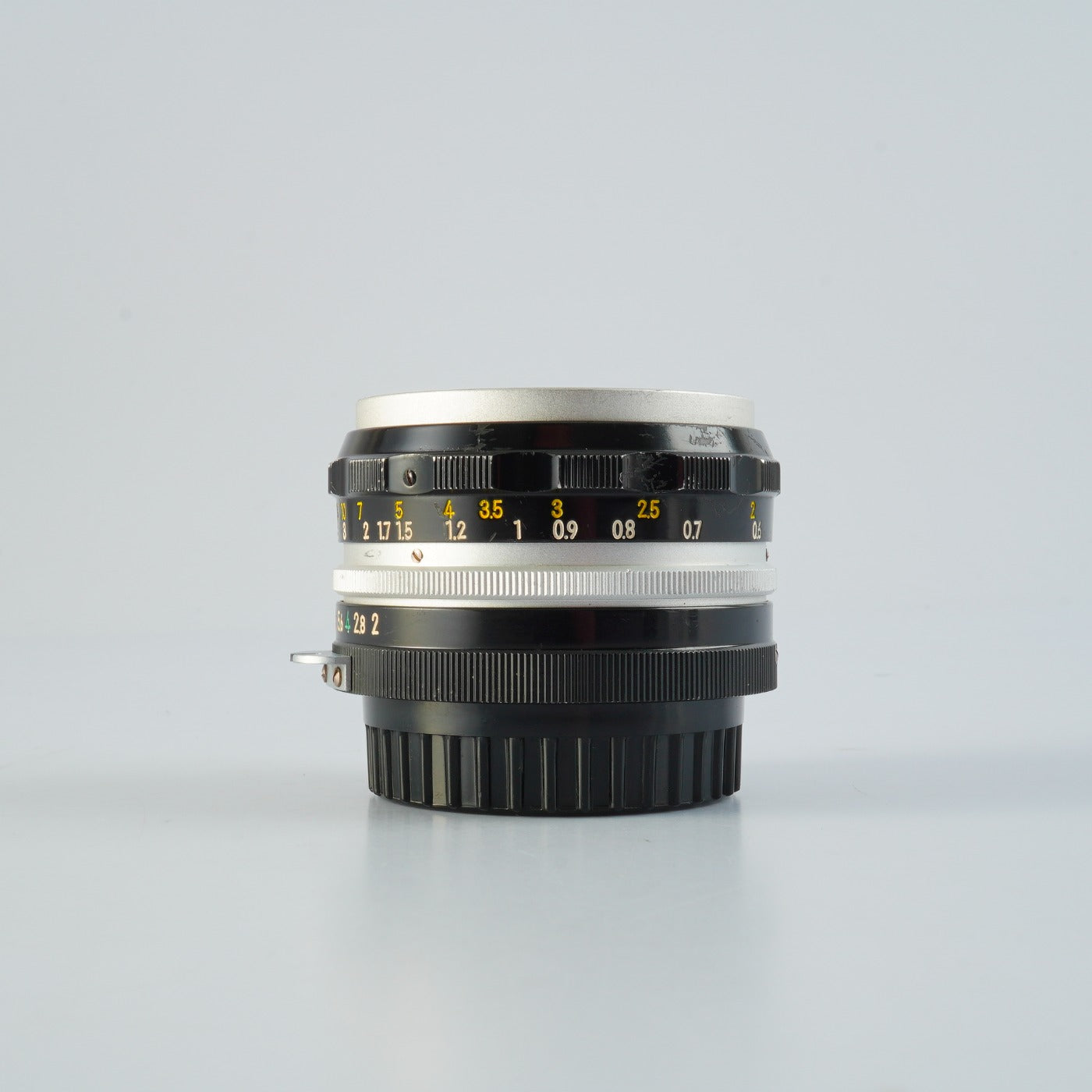 Nikon NIKKOR-H Auto 50mm F/2 非Ai 単焦点レンズ