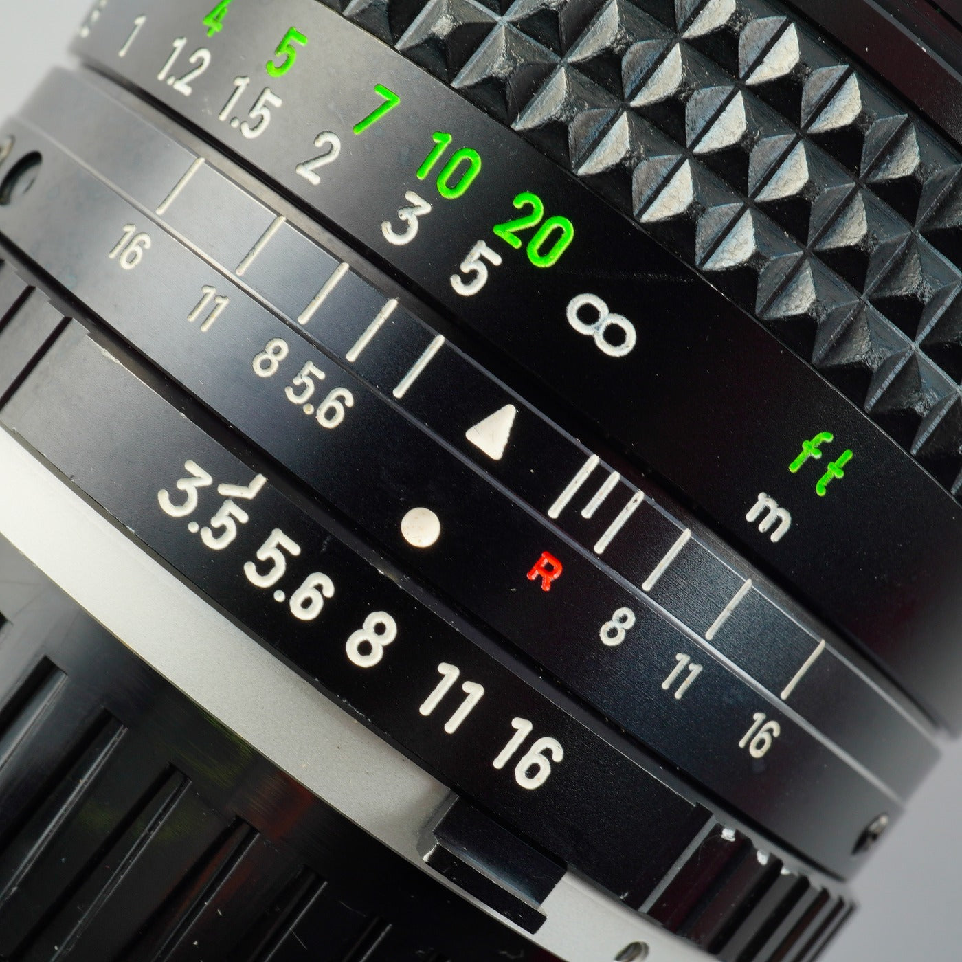 MINOLTA MC W.ROKKOR-SG 28mm F/3.5 単焦点レンズ