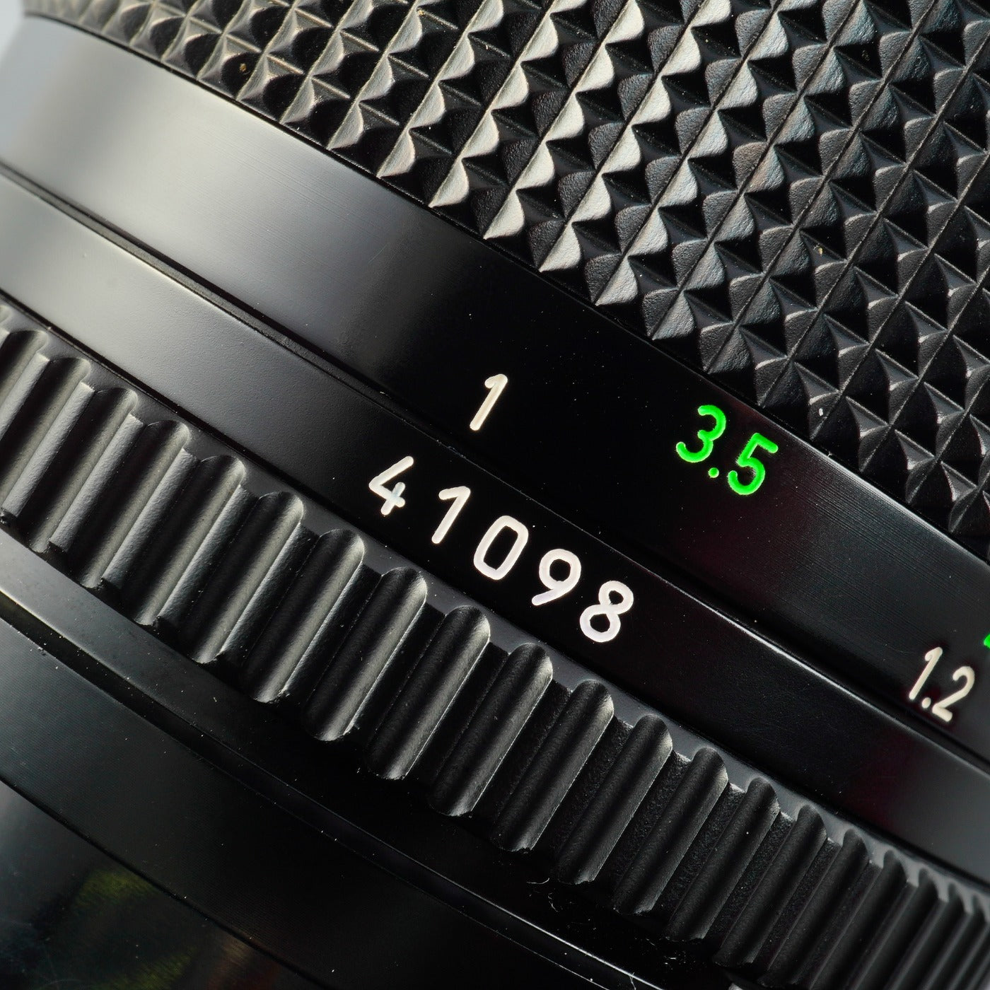 Canon FD 100mm F/2.8 単焦点レンズ