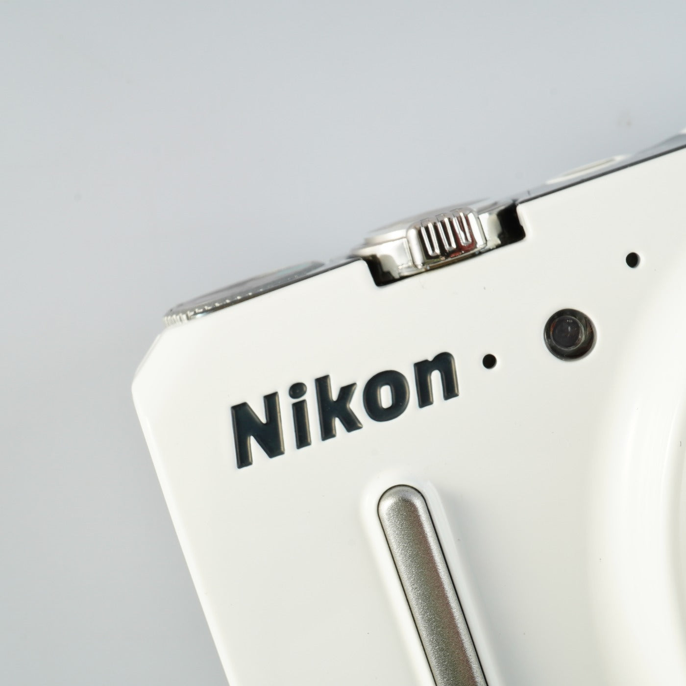 Nikon Coolpix S9700 White コンパクトデジタルカメラ