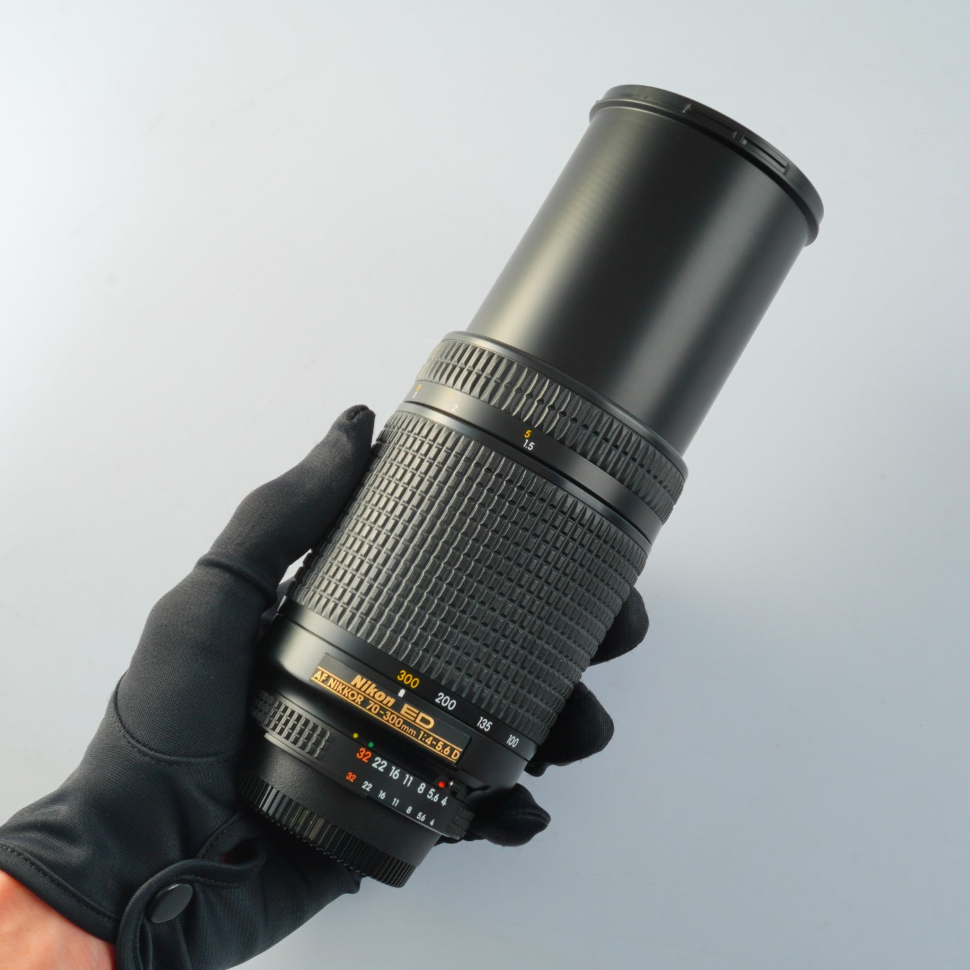 Nikon AF NIKKOR 70-300mm F/4-5.6 D ED ズームレンズ