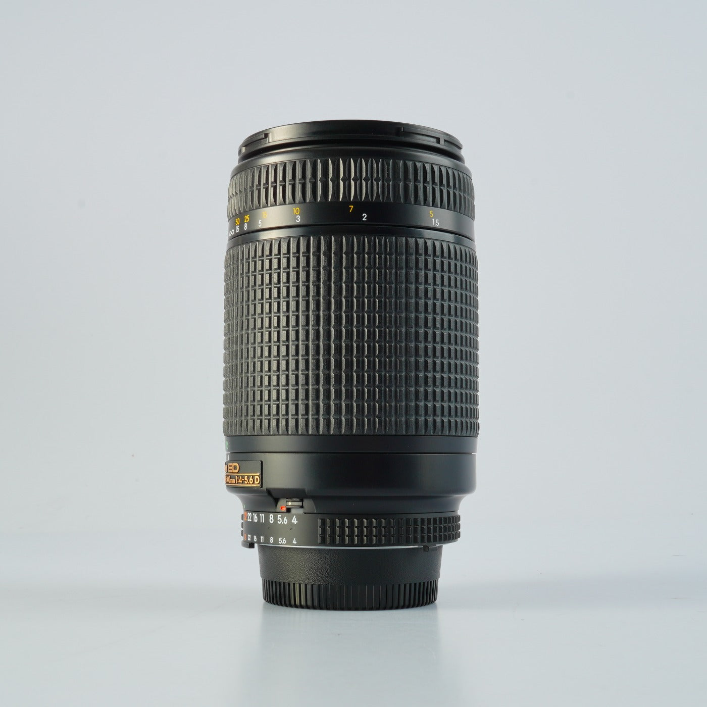 Nikon AF NIKKOR 70-300mm F/4-5.6 D ED ズームレンズ