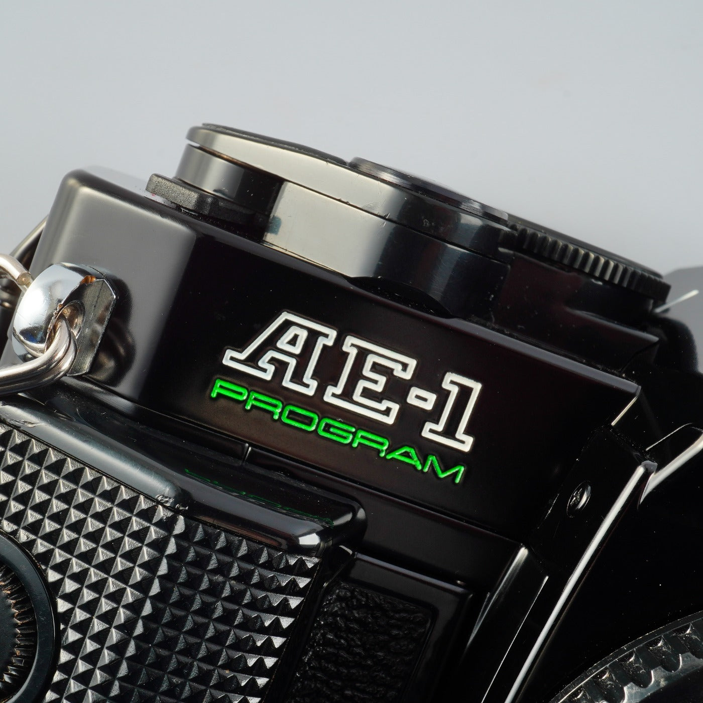 【SERVICED & TESTED】 Canon AE-1 Program Black + FD 50mm F/1.4 S.S.C. MF フィルム一眼レフカメラ