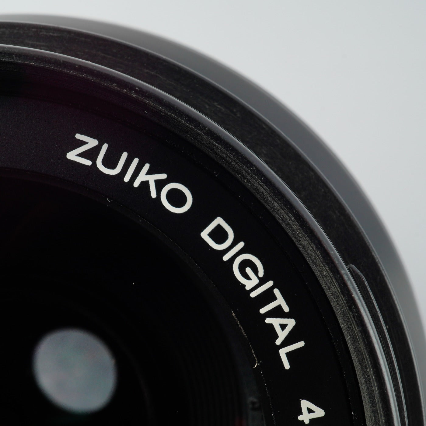 OLYMPUS ZUIKO DIGITAL 40-150mm F/3.5-4.5 ズームレンズ