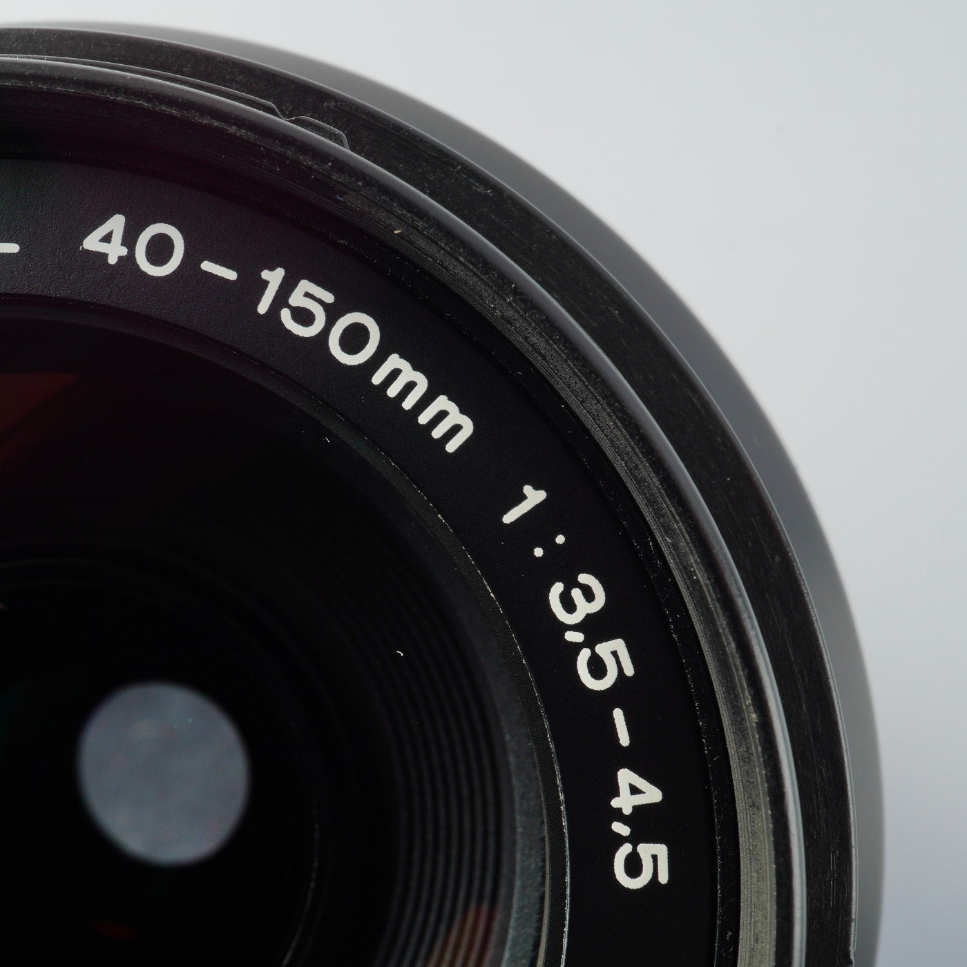 OLYMPUS ZUIKO DIGITAL 40-150mm F/3.5-4.5 ズームレンズ