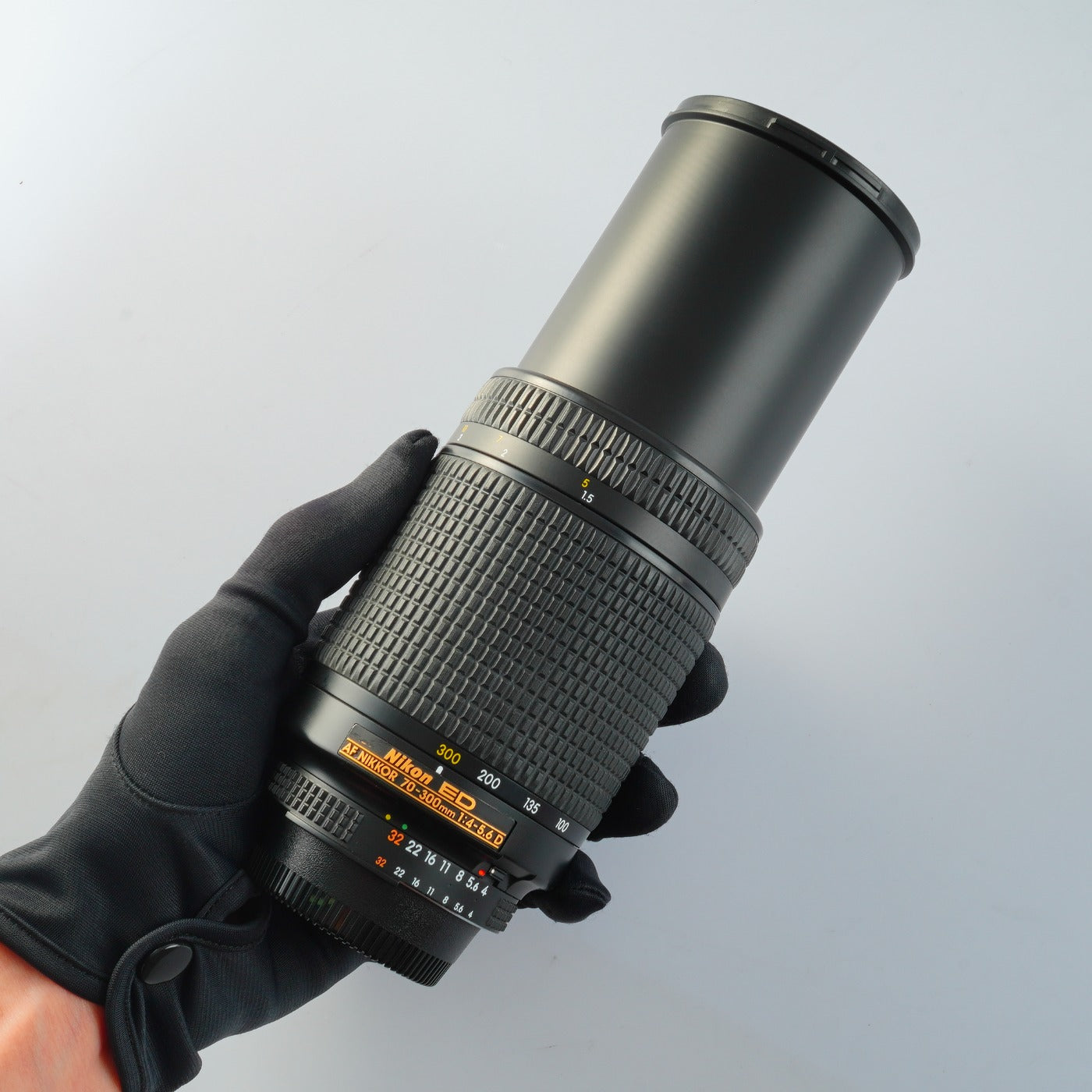 Nikon AF NIKKOR 70-300mm F/4-5.6 D ED ズームレンズ