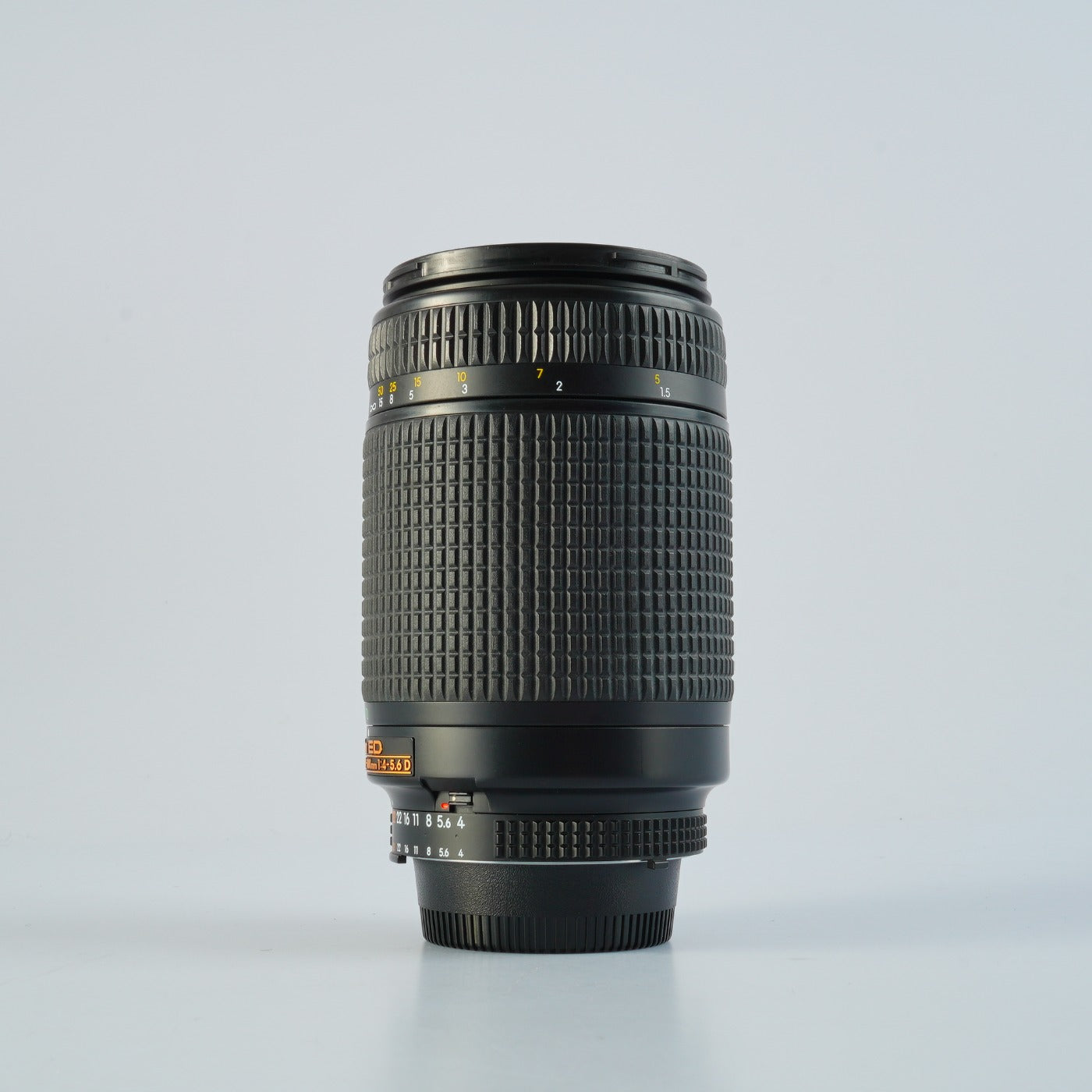 Nikon AF NIKKOR 70-300mm F/4-5.6 D ED ズームレンズ