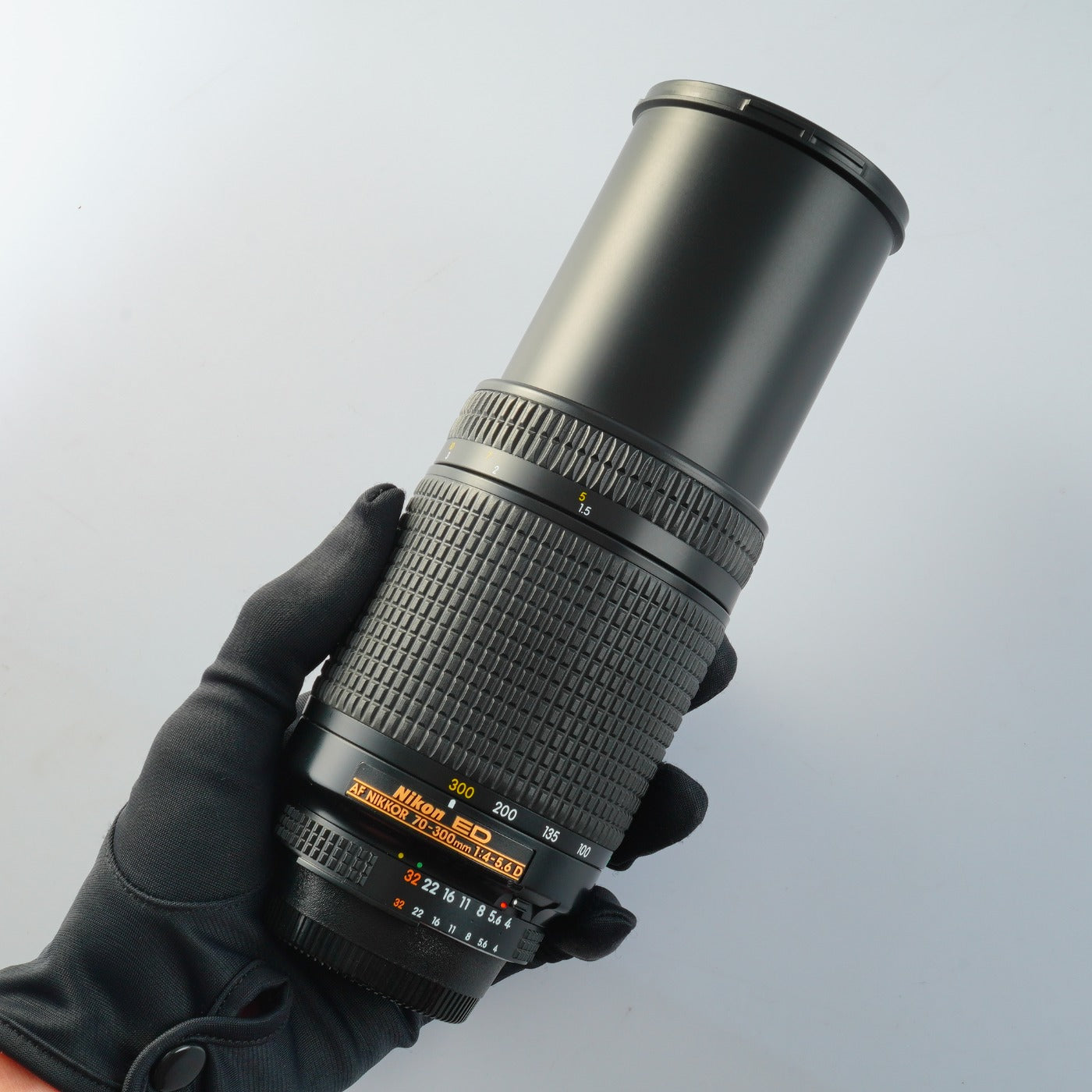 Nikon AF NIKKOR 70-300mm F/4-5.6 D ED ズームレンズ