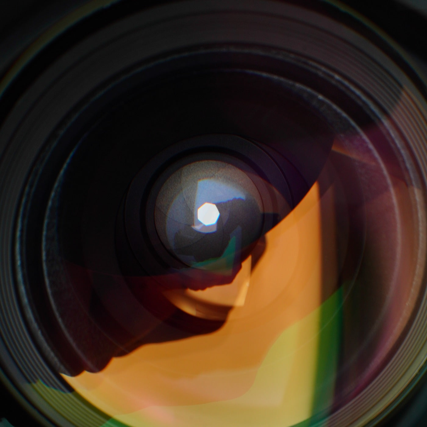 Nikon AF NIKKOR 24-50mm F/3.3-4.5 ズームレンズ