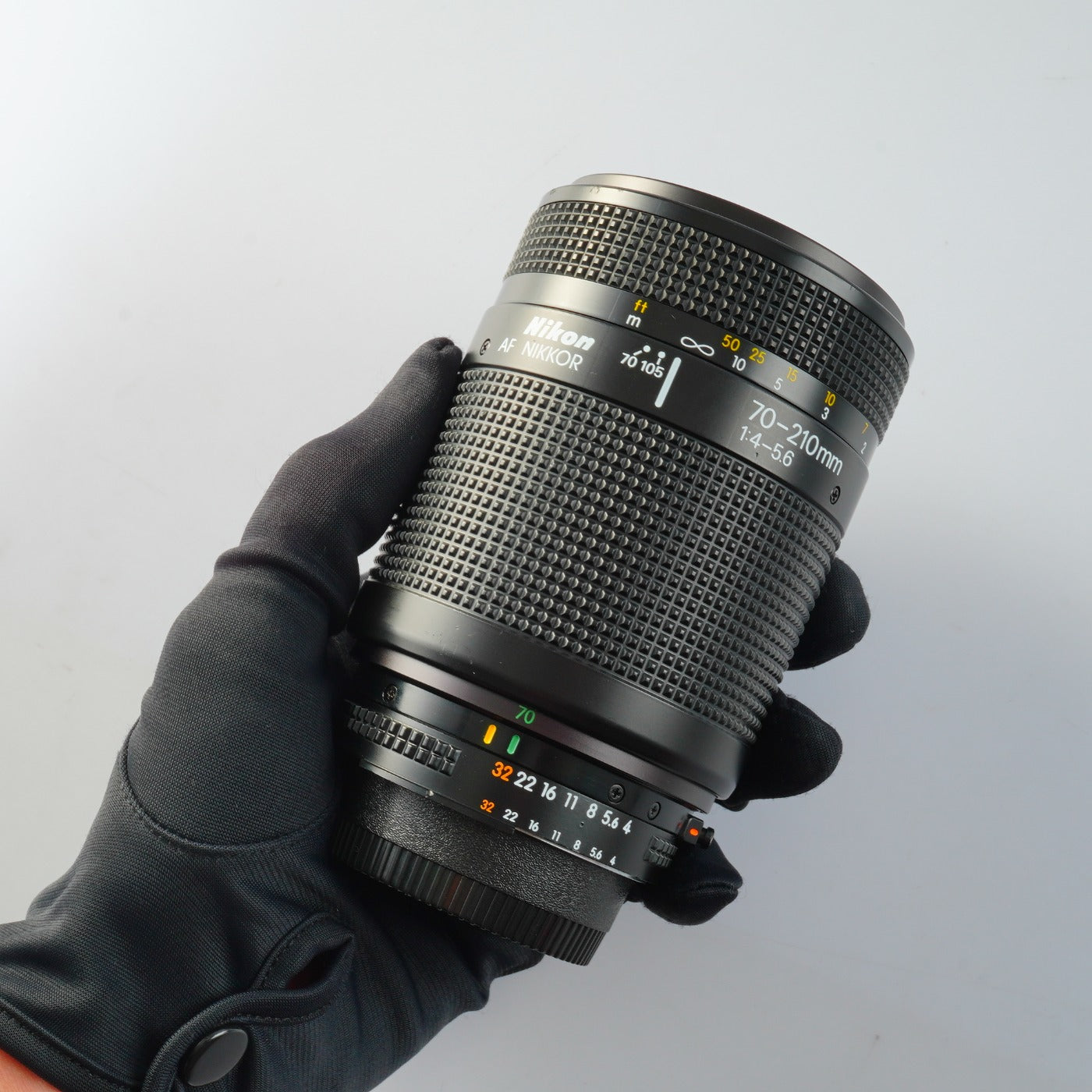 Nikon AF NIKKOR 70-210mm F/4-5.6 ズームレンズ