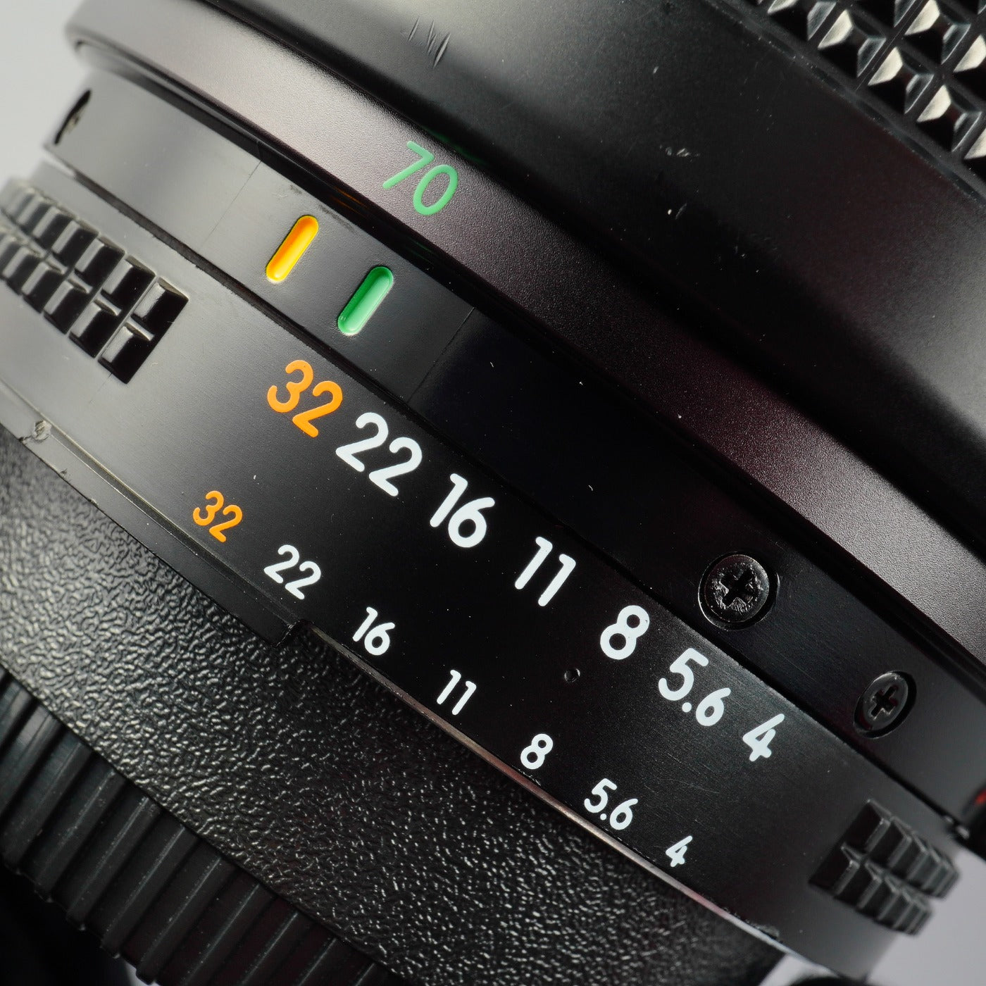 Nikon AF NIKKOR 70-210mm F/4-5.6 ズームレンズ