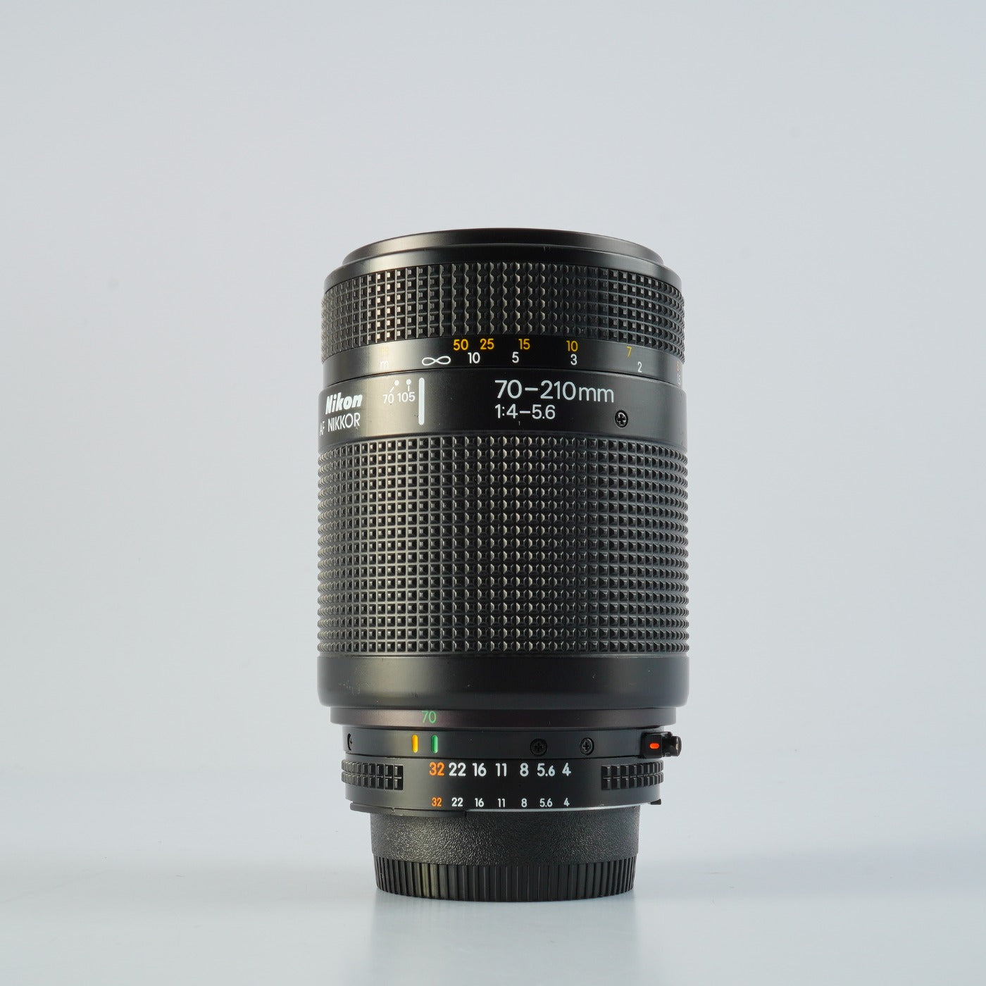 Nikon AF NIKKOR 70-210mm F/4-5.6 ズームレンズ