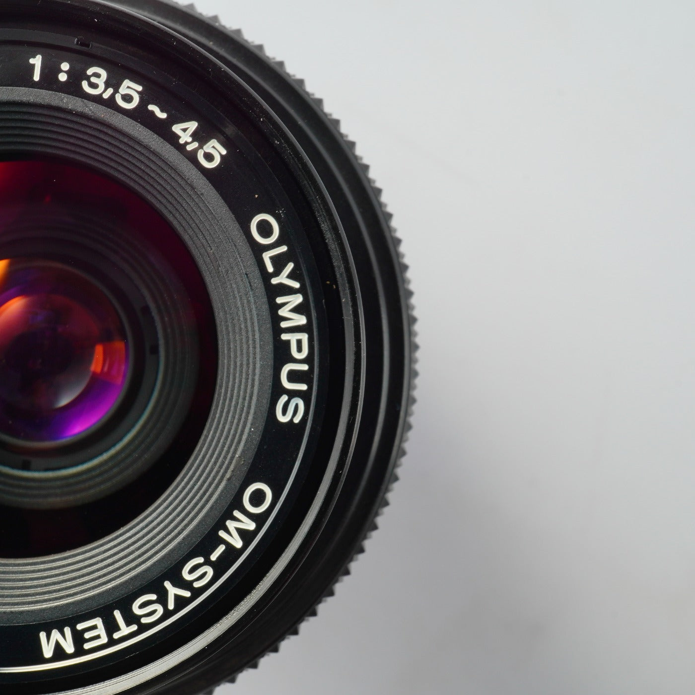 OLYMPUS OM-SYSTEM S ZUIKO AUTO-ZOOM 35-70mm F/3.5-4.5 ズームレンズ