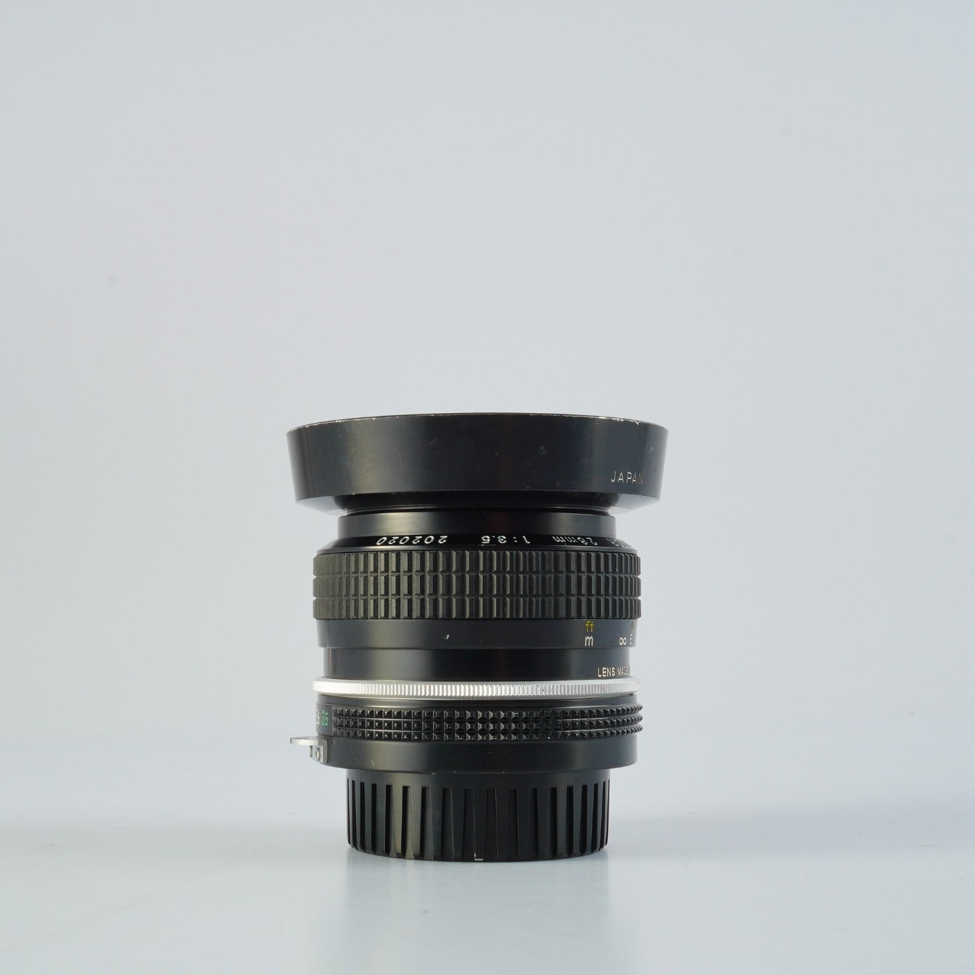 Nikon ニコン 非Ai NIKKOR 28mm F/3.5 単焦点レンズ Nikon 非Ai NIKKOR 28mm F/3.5 単焦点レンズ – 山田写真機店