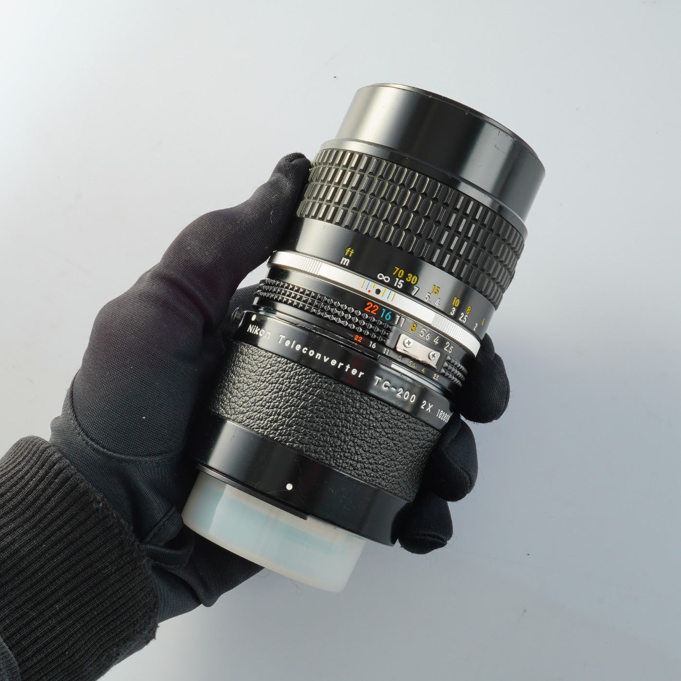 Nikon Ai-S NIKKOR 105mm F/2.5 + Teleconvereter TC-200 2x 単焦点レンズ