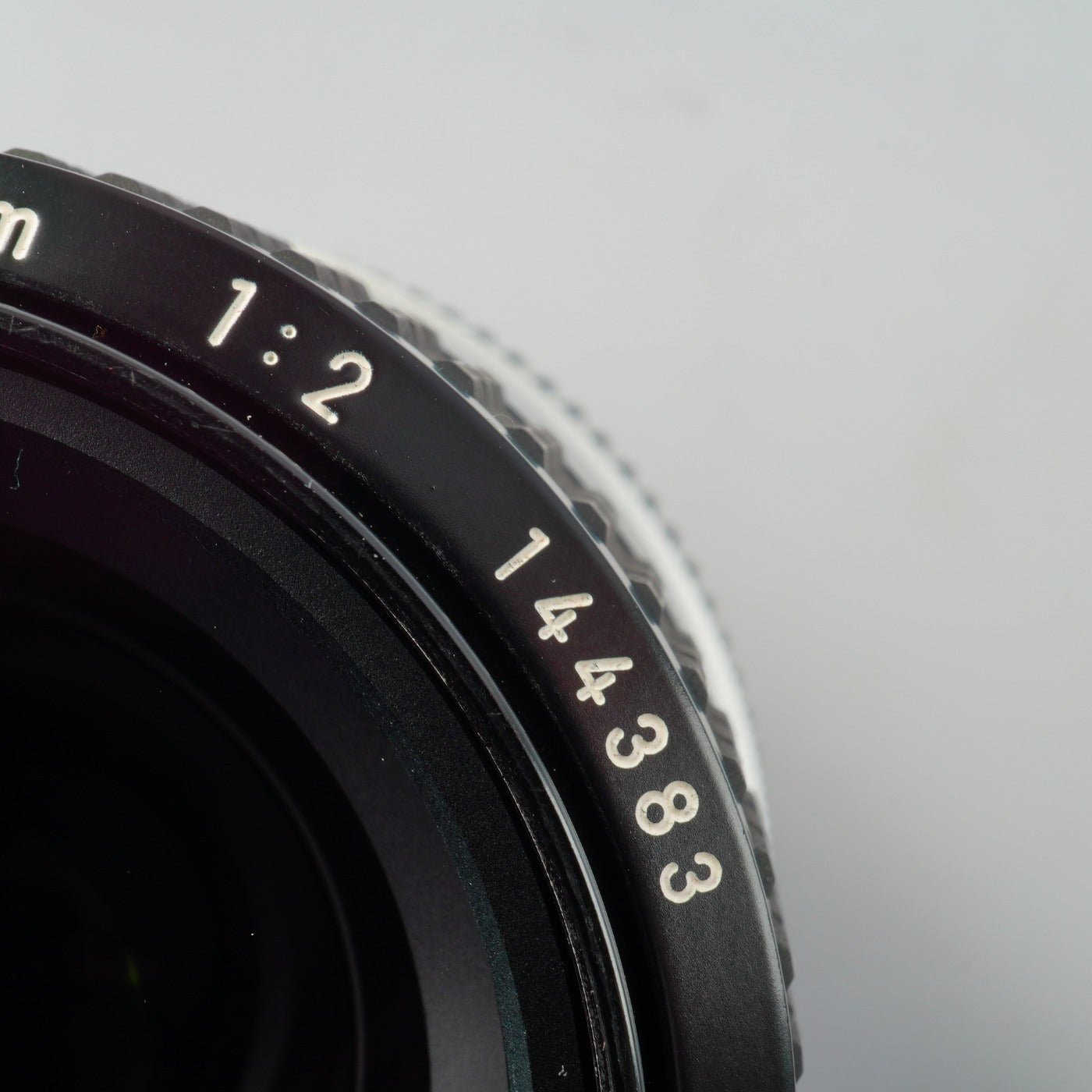 Nikon Ai NIKKOR 35mm F/2 単焦点レンズ