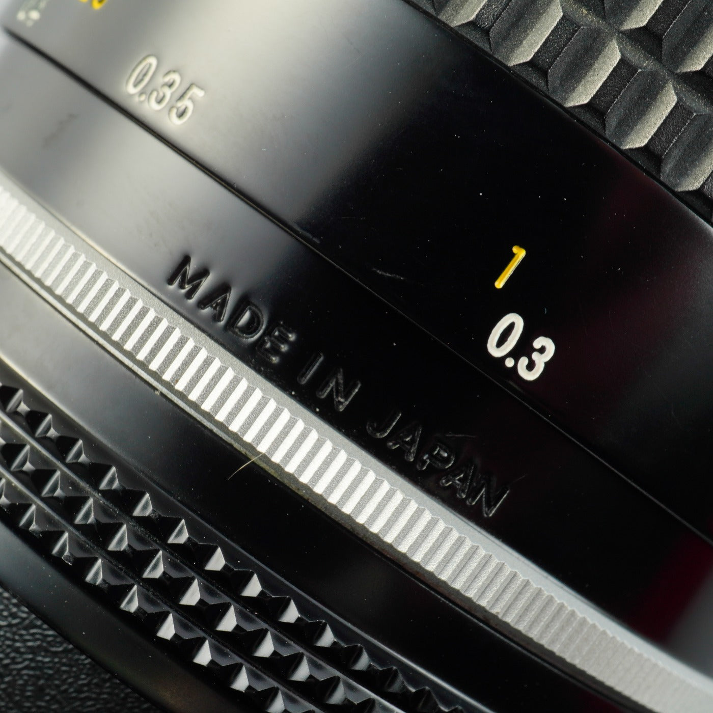 Nikon Ai NIKKOR 35mm F/2 単焦点レンズ