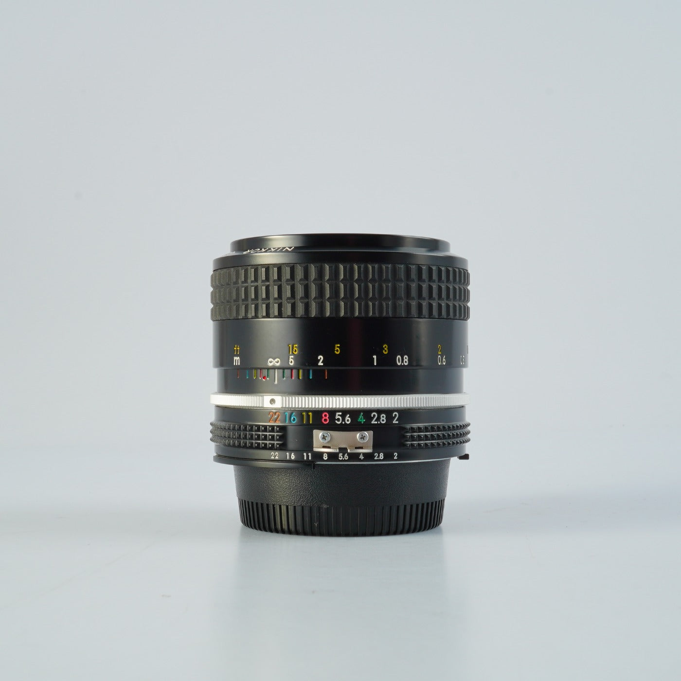 Nikon Ai NIKKOR 35mm F/2 単焦点レンズ