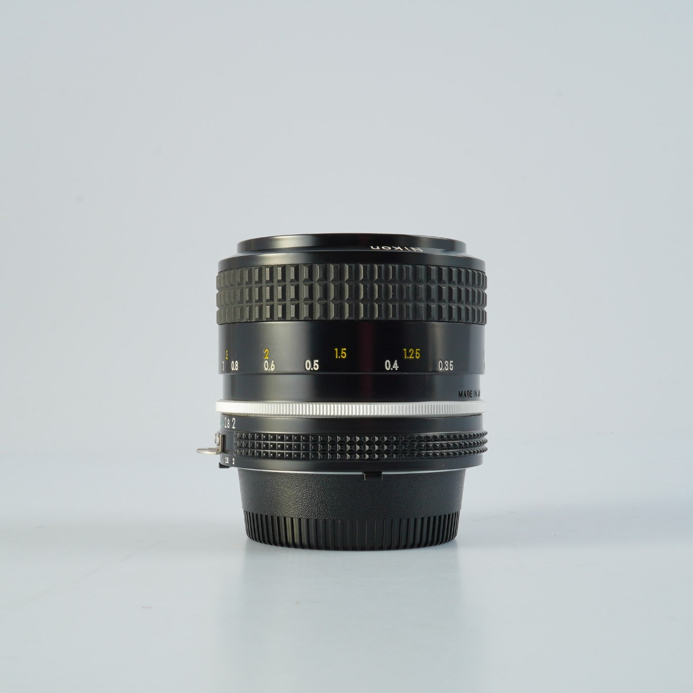 Nikon Ai NIKKOR 35mm F/2 単焦点レンズ