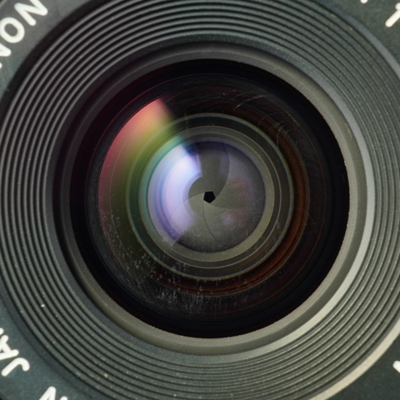 Canon New FD NFD 28mm F/2.8 単焦点レンズ