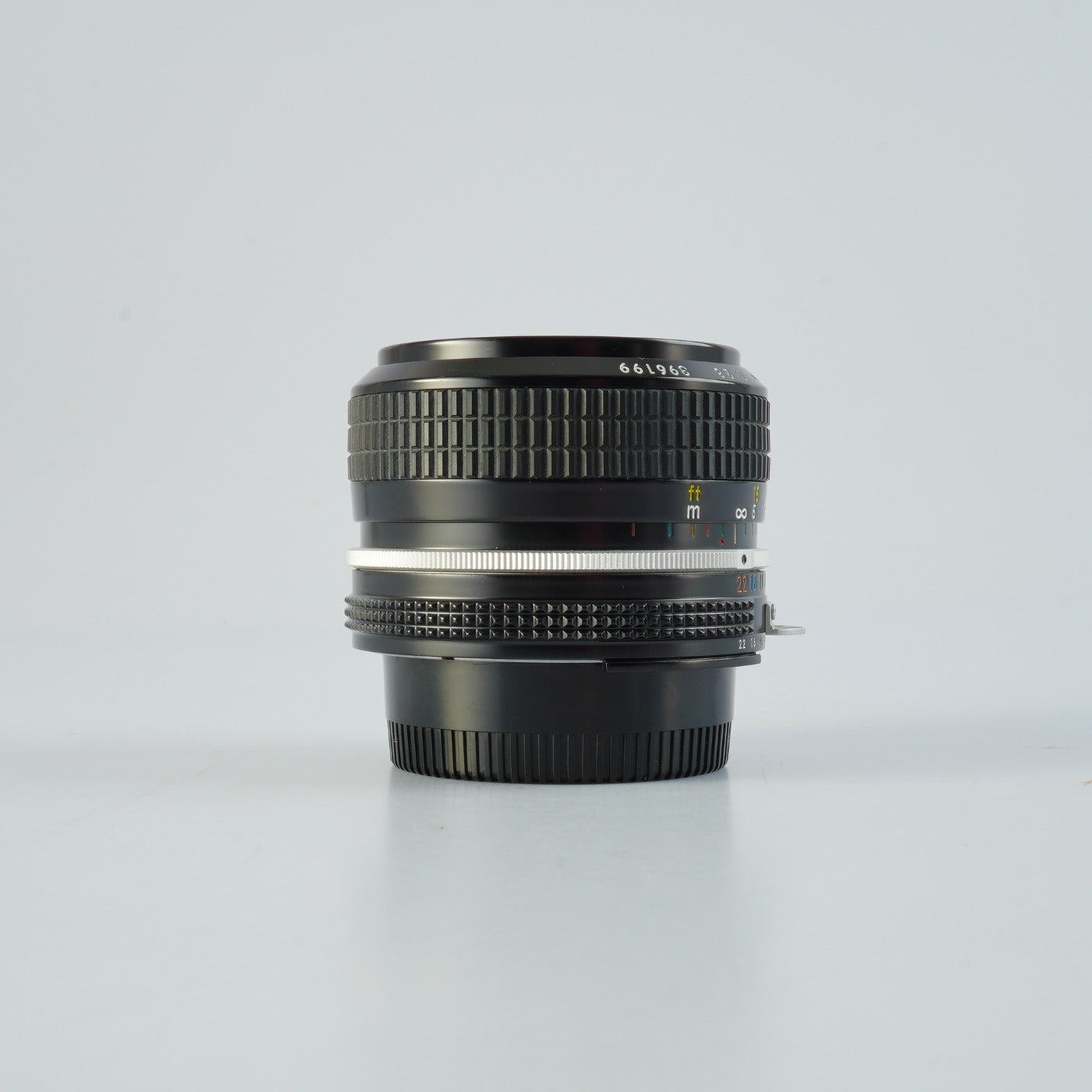 Nikon Ai Nikkor 28mm F/2.8 単焦点レンズ