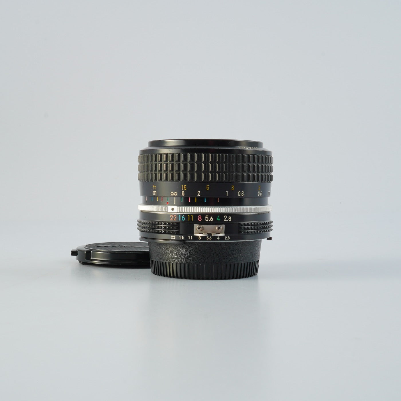 Nikon Ai Nikkor 28mm F/2.8 単焦点レンズ
