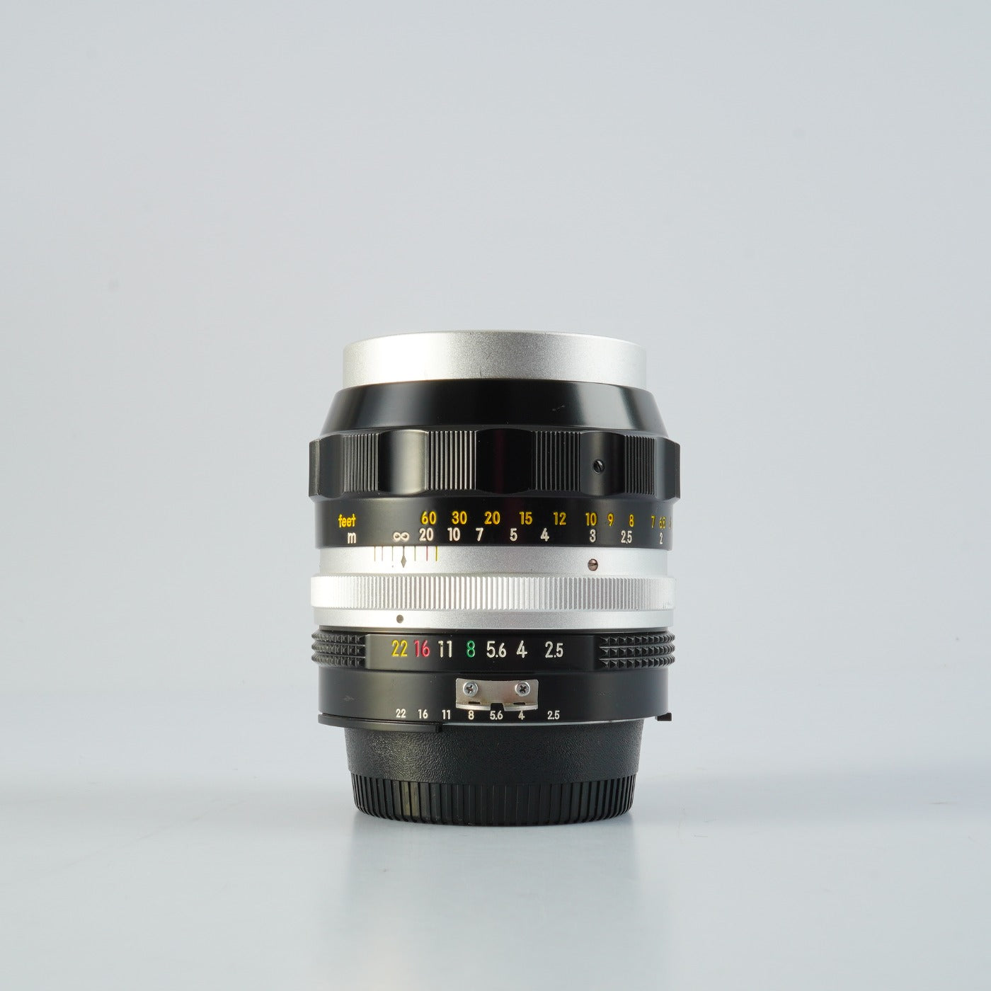 Nikon Ai改 NIKKOR-P Auto 105mm F/2.5 単焦点レンズ
