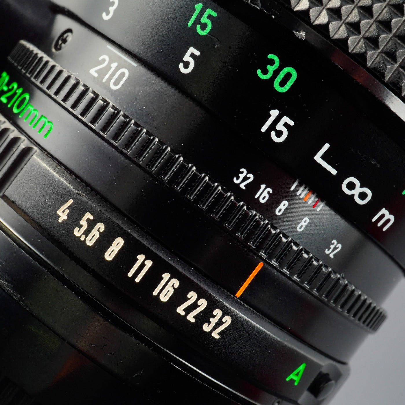 Canon FD 70-210mm F/4 ズームレンズ