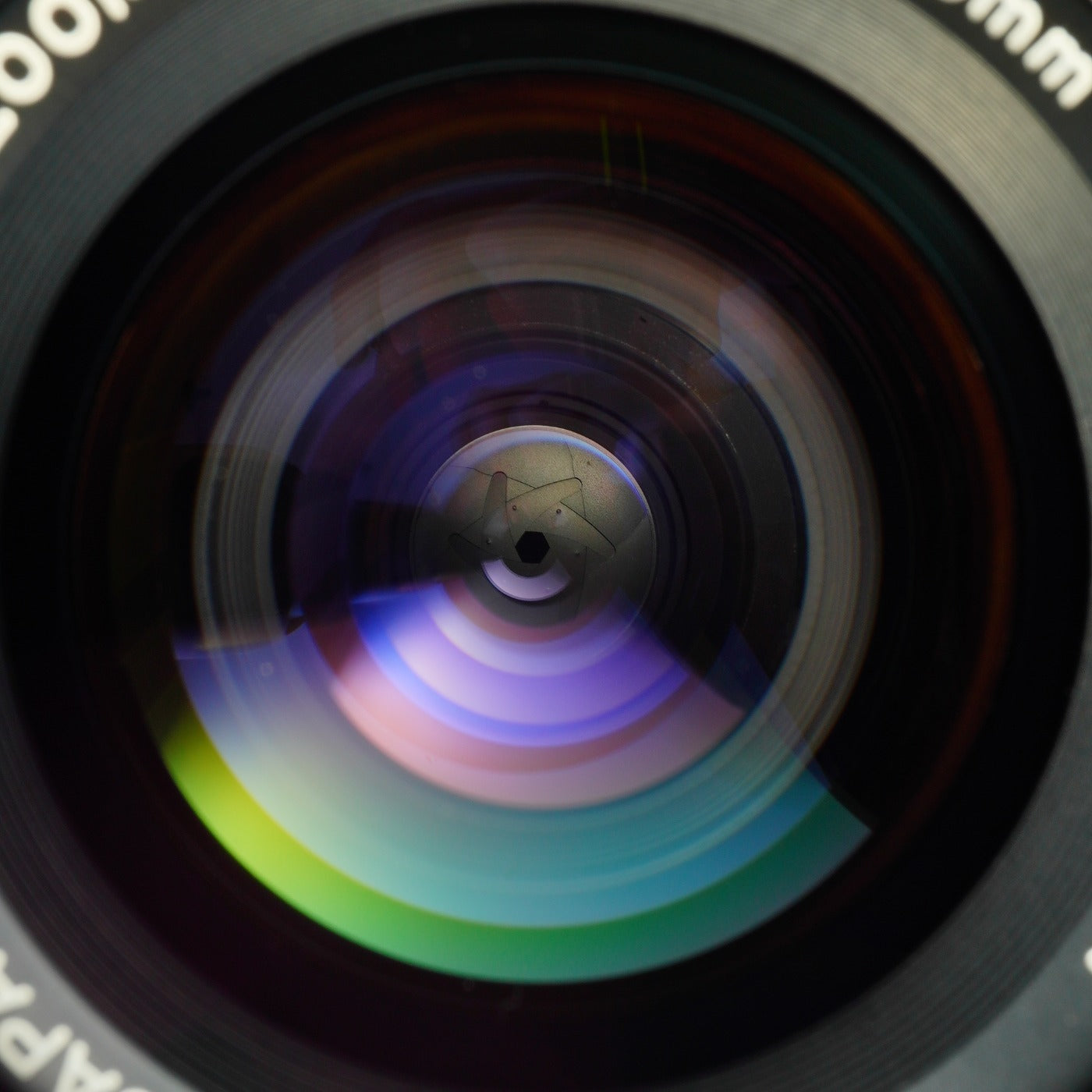 Canon FD 35-70mm F/4 ズームレンズ