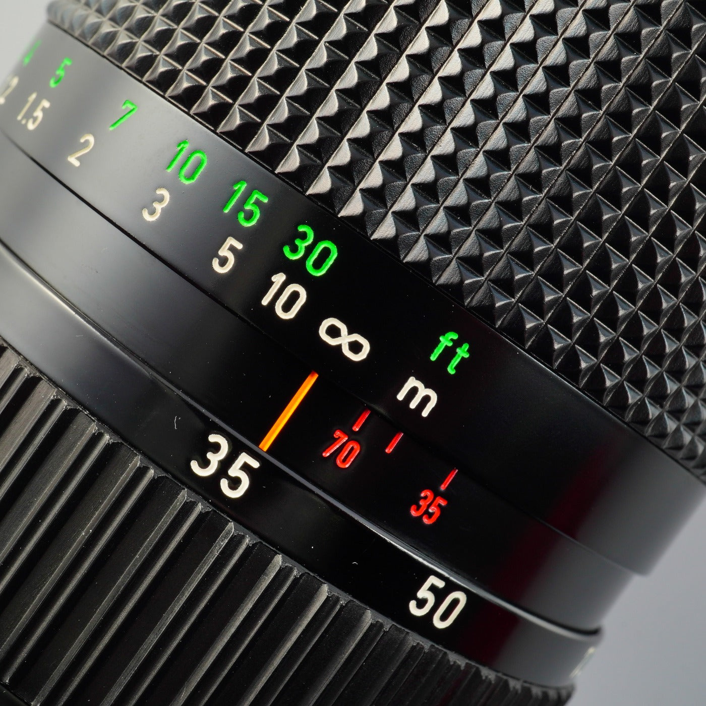 Canon FD 35-70mm F/4 ズームレンズ