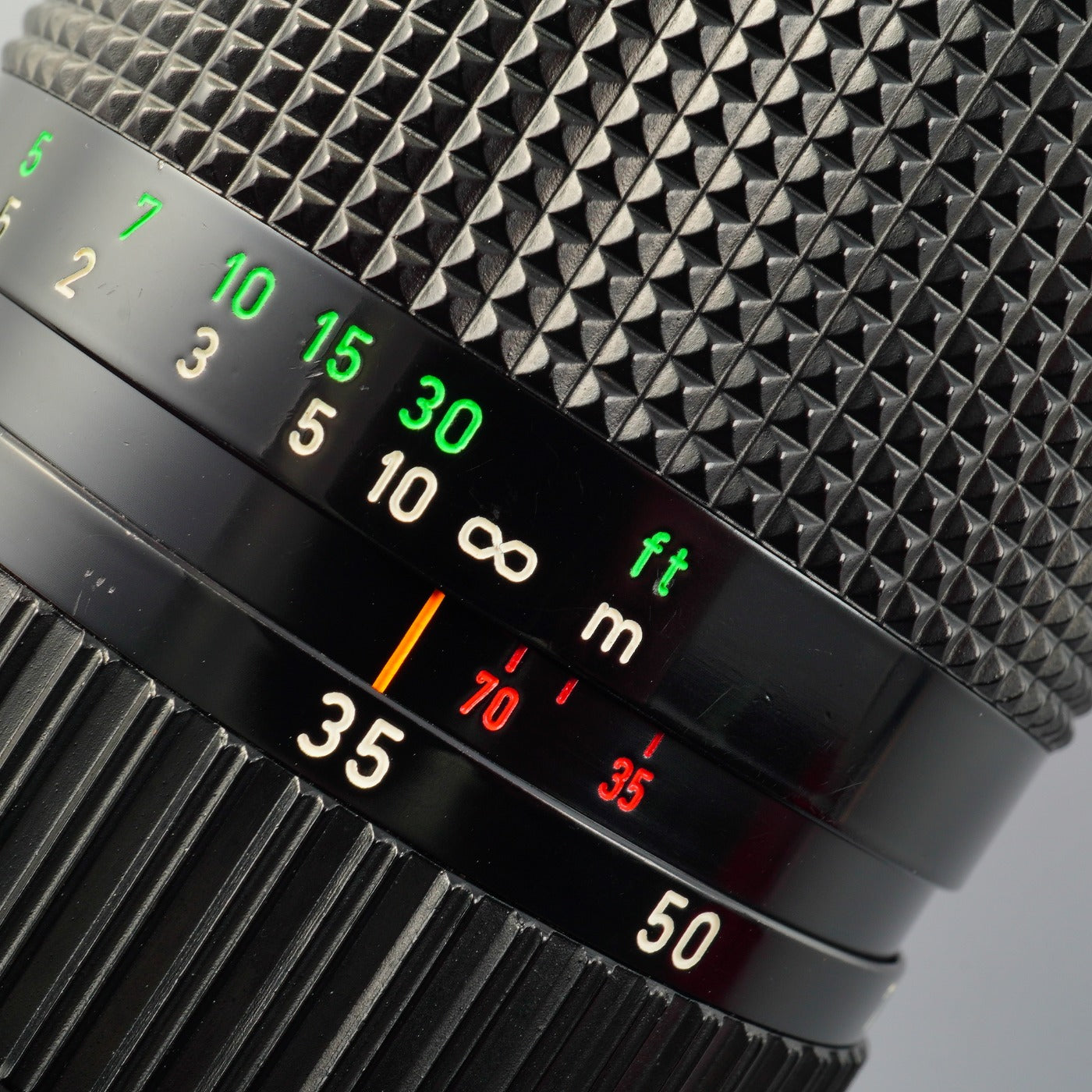 Canon FD 35-70mm F/4 ズームレンズ