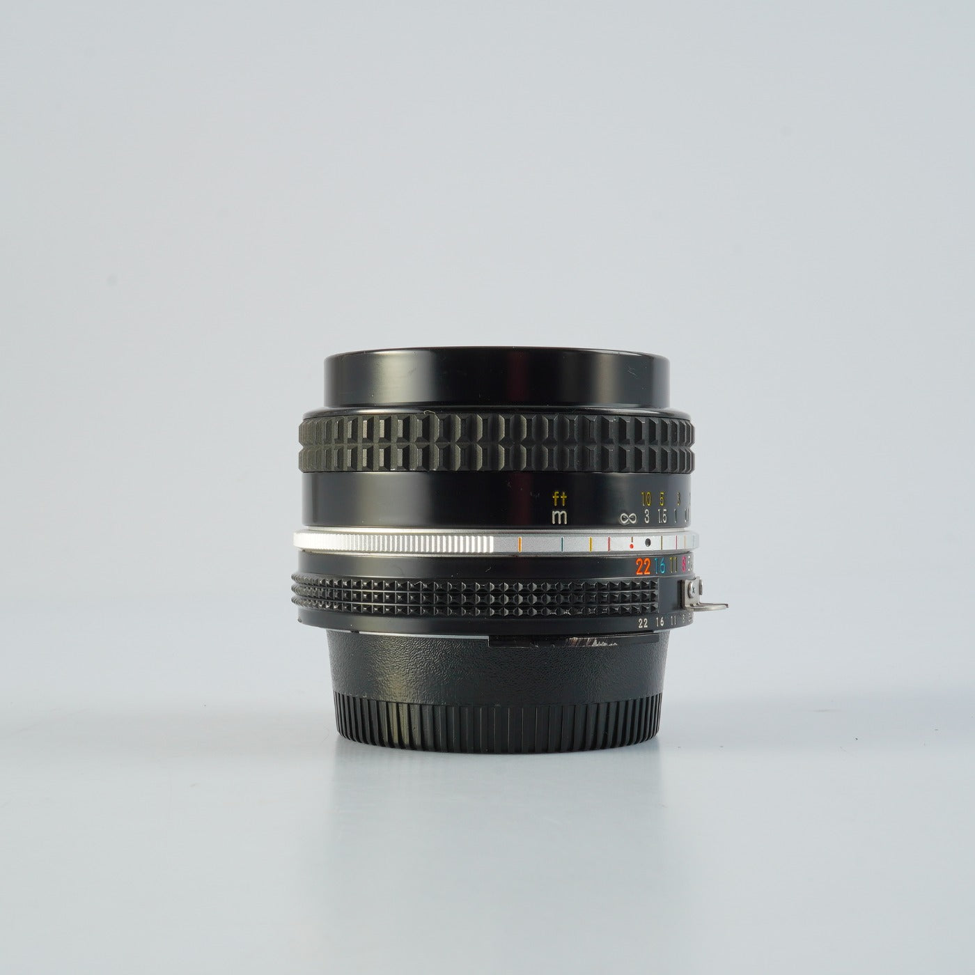 Nikon Ai Nikkor 20mm F/3.5 単焦点レンズ