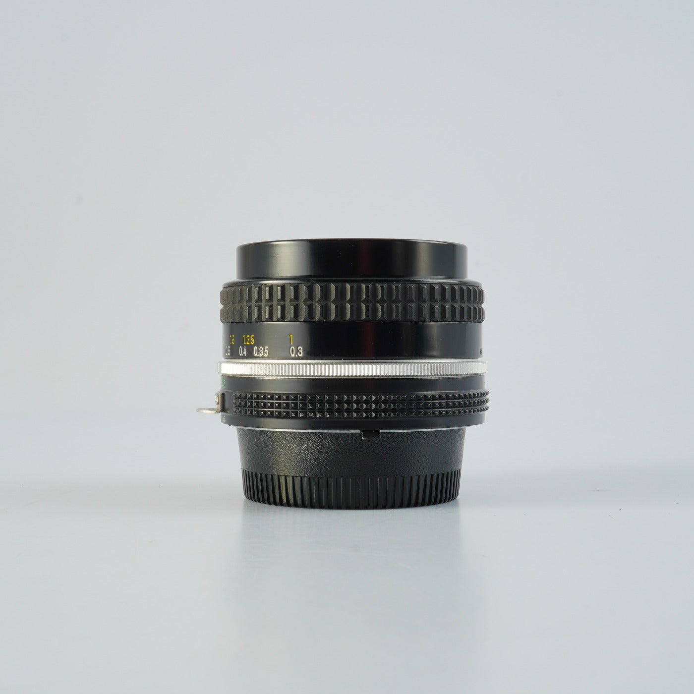Nikon Ai Nikkor 20mm F/3.5 単焦点レンズ