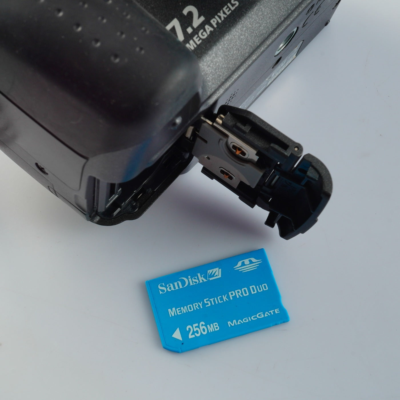 SONY DSC H5 Black + Memory Stick 256MB コンパクトデジタルカメラ